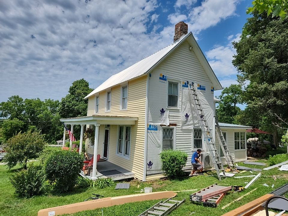 Siding Installation using Market Square by EEC  Windows, Siding & Roofing 