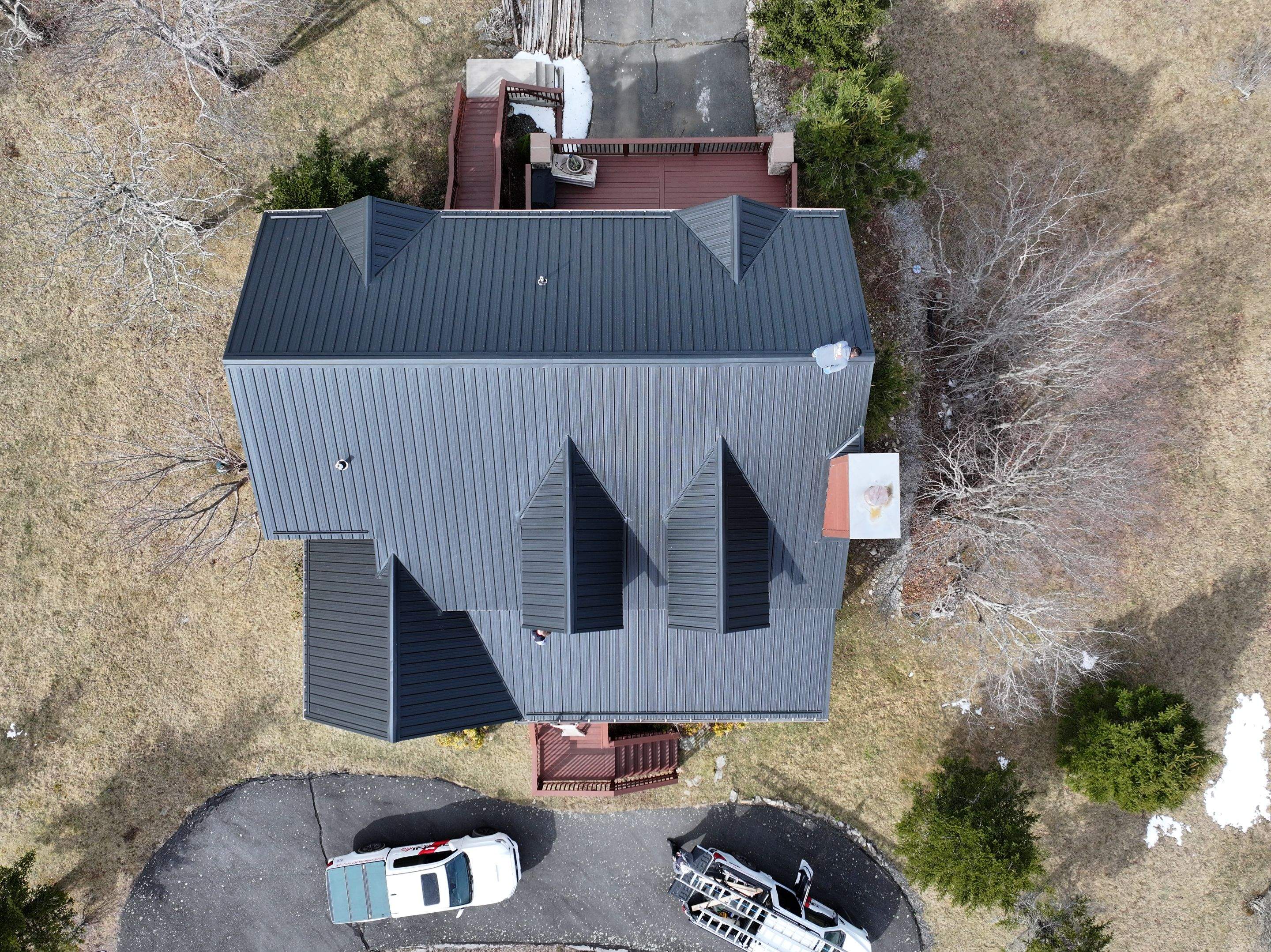 Dameron Residence by Omnia Roofing