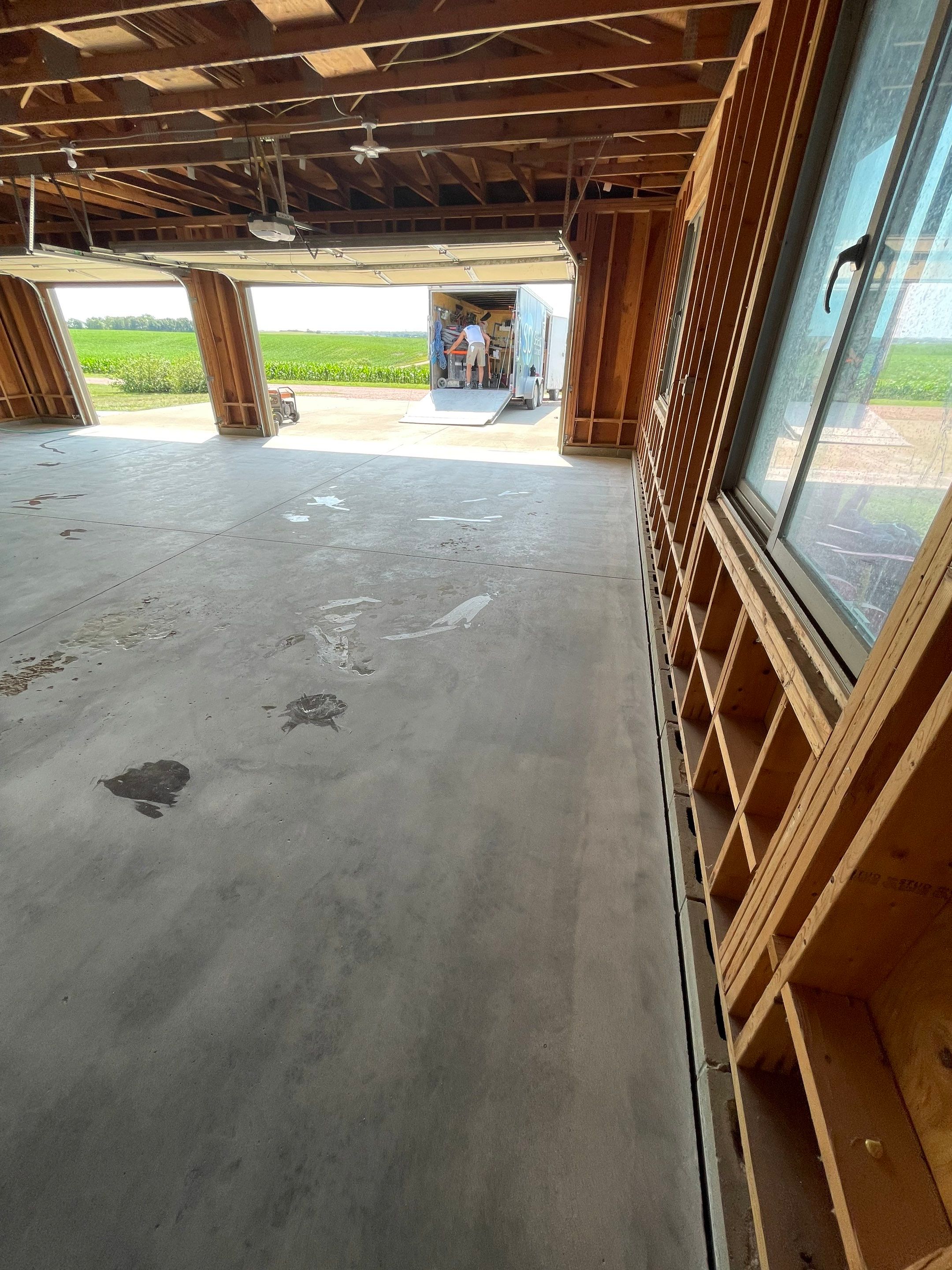 Cabin Fever Coating for Detached Garage in Dell Rapids by Select Painting, Coatings & Garage Cabinets