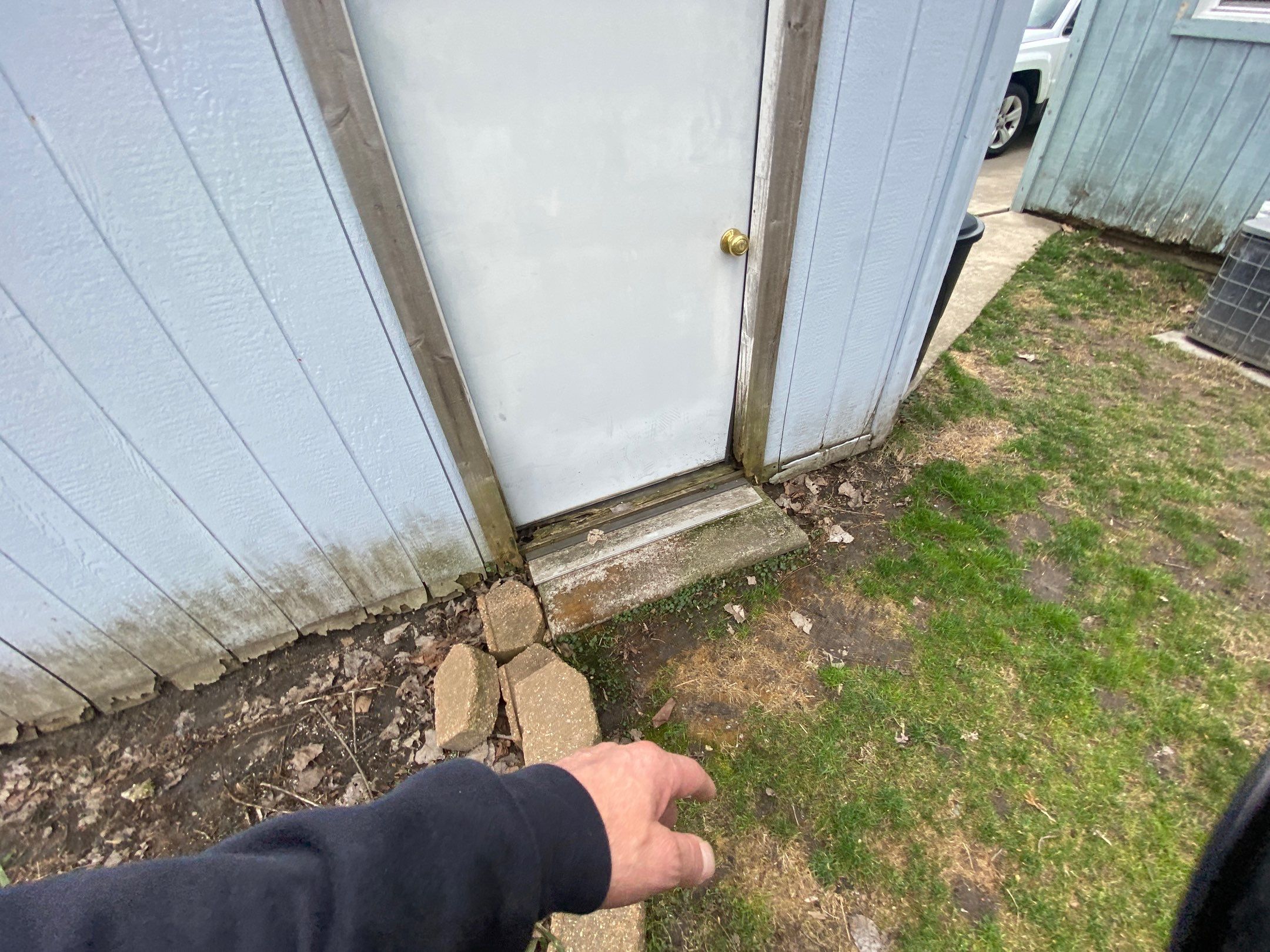 Siding Replacement using CertainTeed Restoration Classis D4 by 180 Contractors