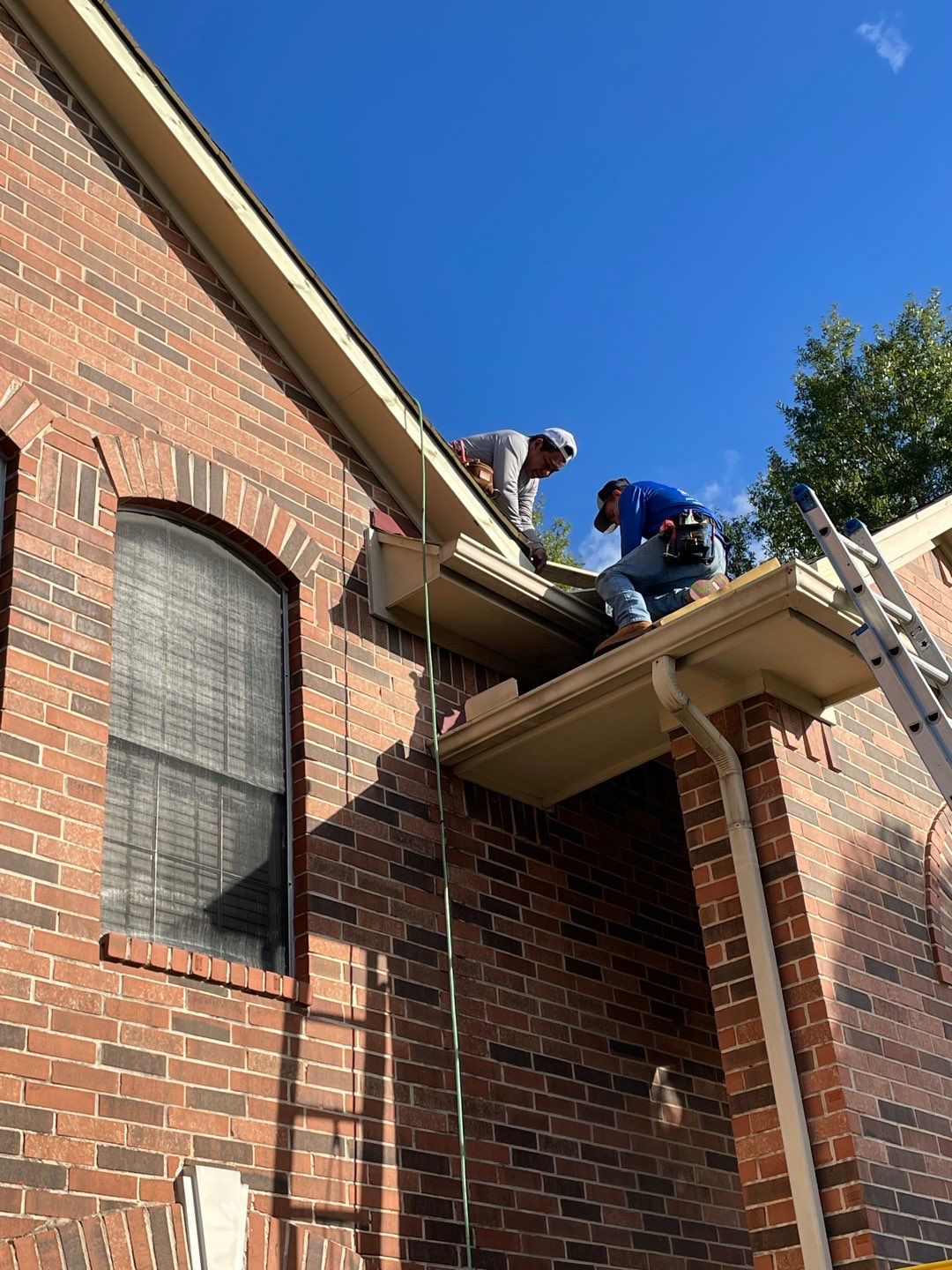 Residential Roofing Installation using Owen's Corning Duration (Lifetime) Shingles by Roof Repair Company