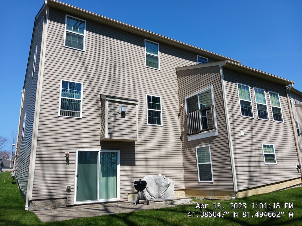 Residential Roof Replacement using CertainTeed Grand Manor by Absolute Roofing and Construction