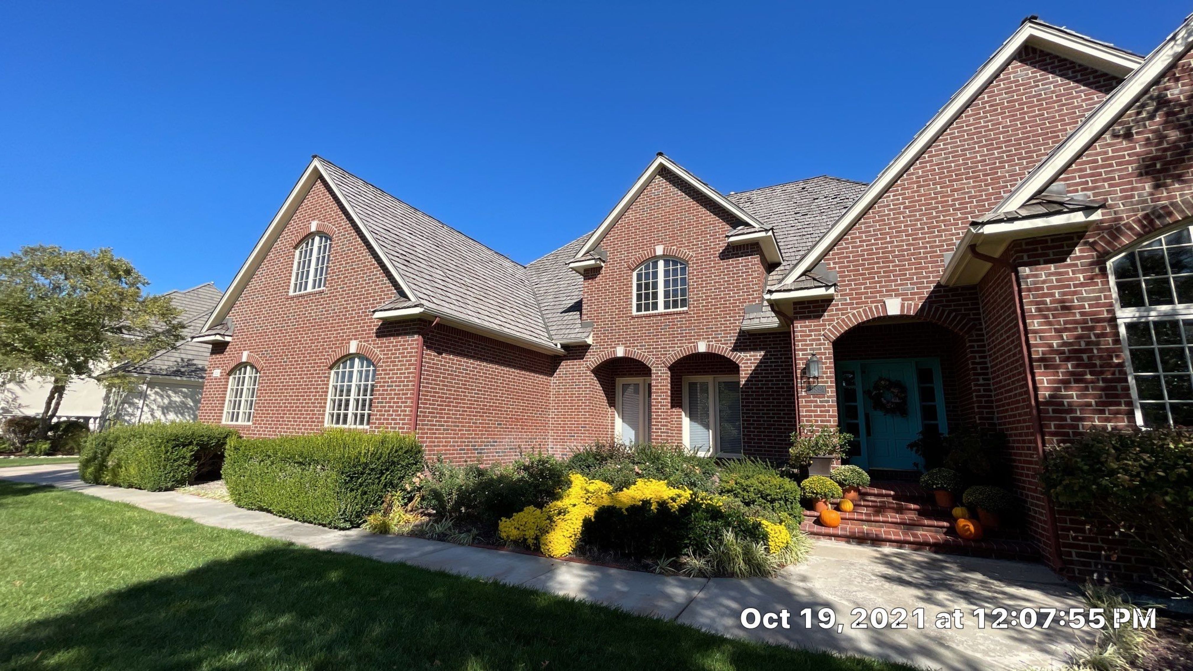 Residential Roofing Installation using DaVinci Bellaforte Slate in Slate Black by Eaton Roofing 