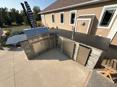 Outdoor Kitchen