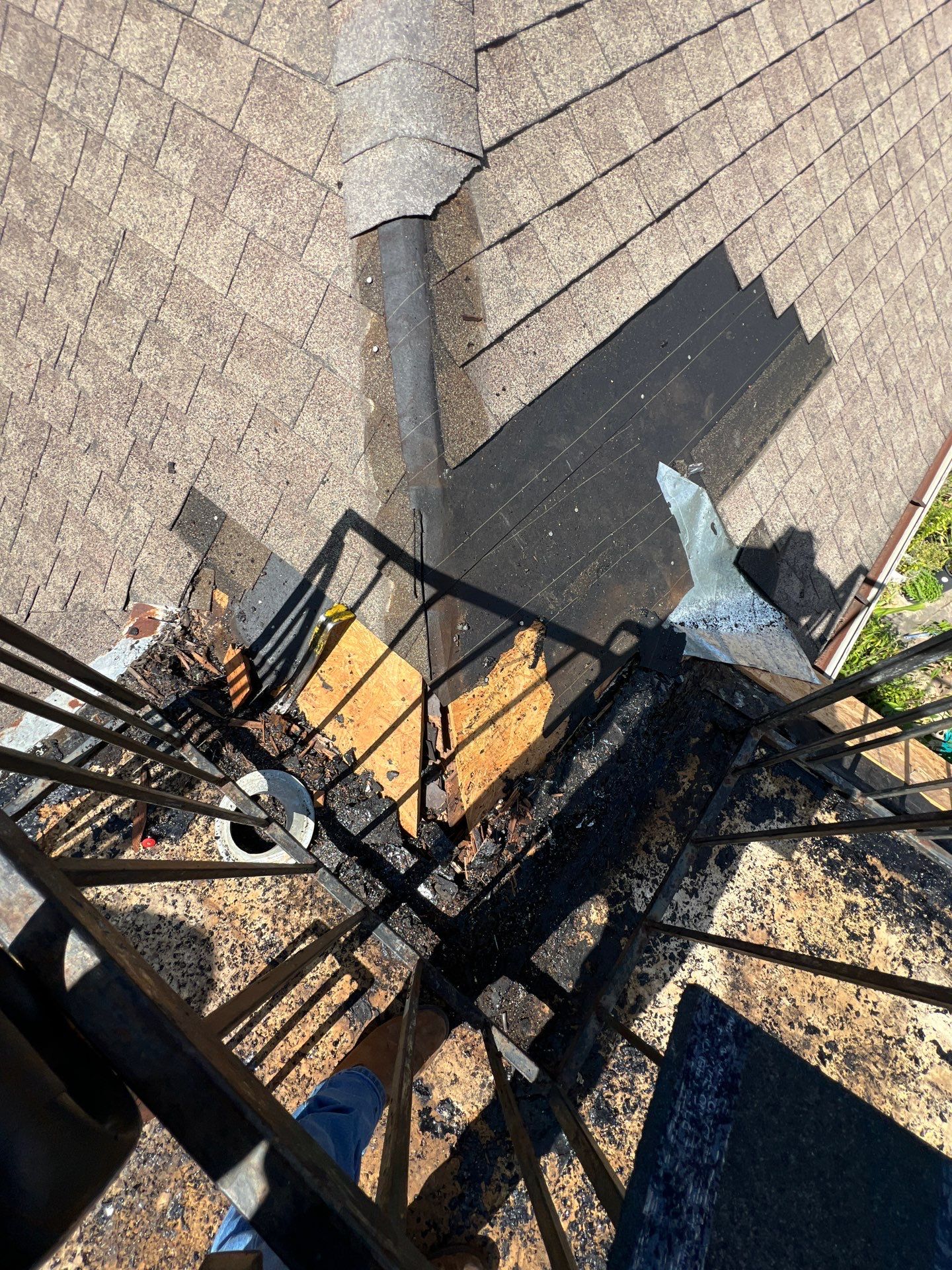 Roof Replacement by Roof Repair Company