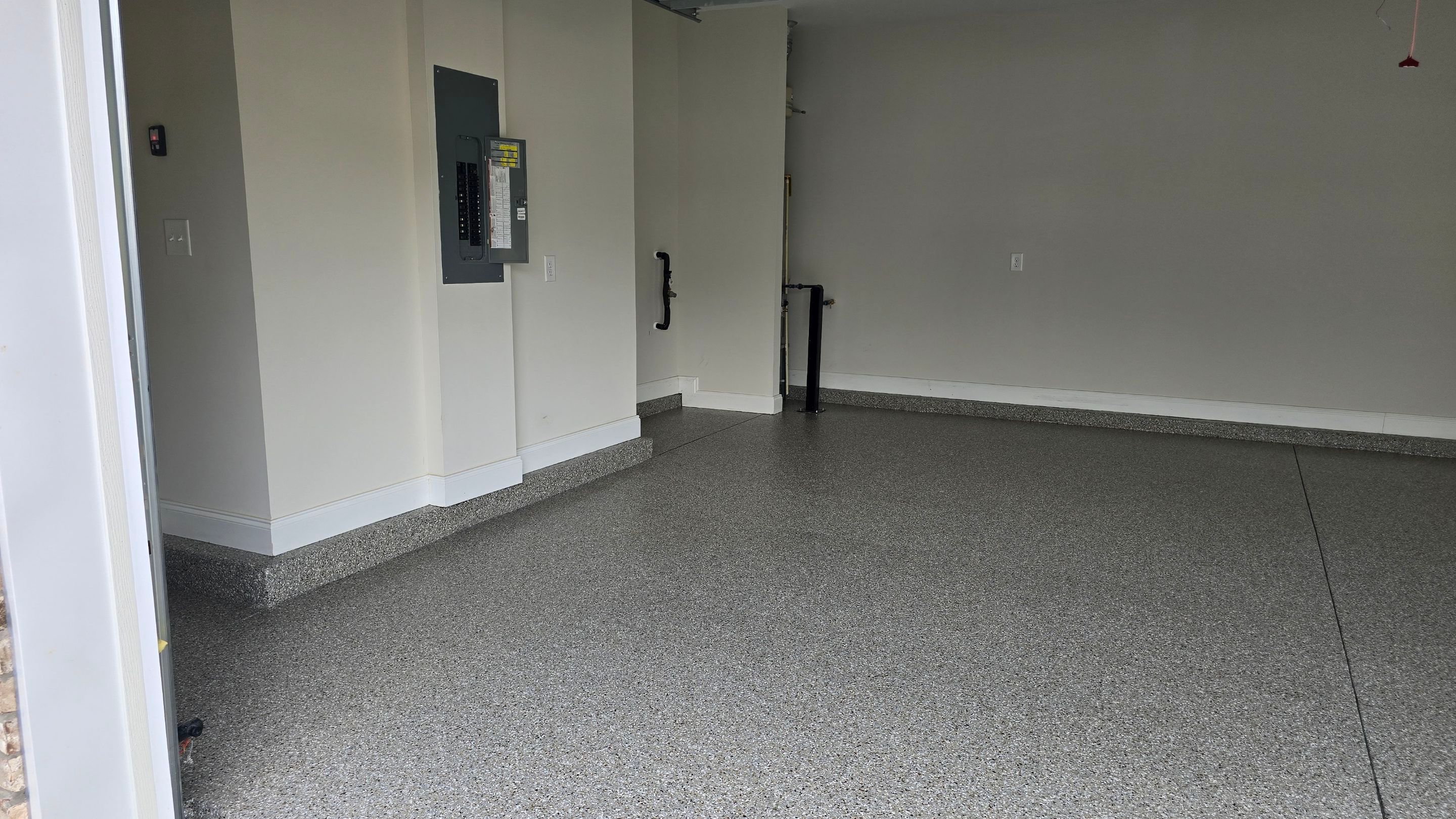 Garage using Creekbed by Elite Floor Solutions