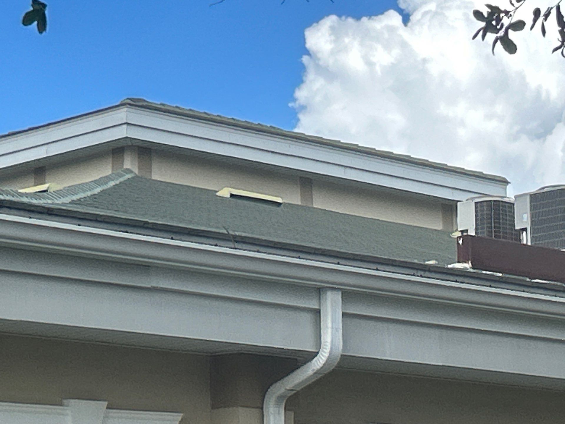 Soffit and Fascia Installation in Sarasota FL by Gutter Professors