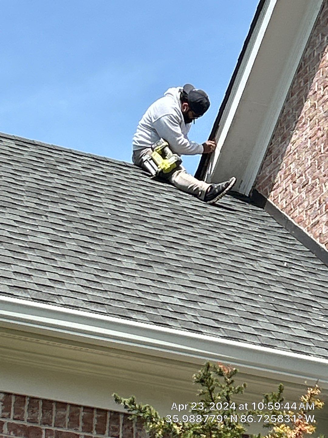 Brentwood - Sunset Rd. Exterior  by Nashville House Painters 