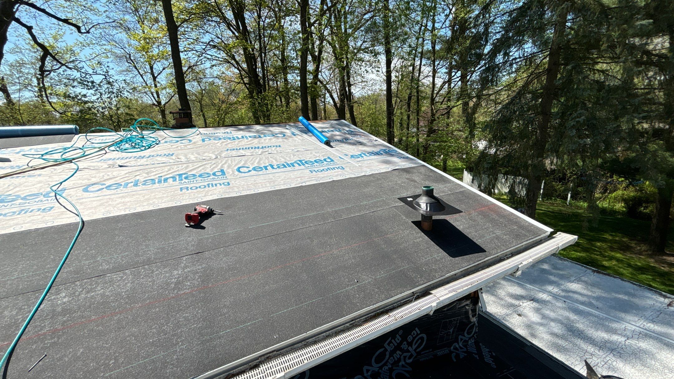 Roof Replacement using CertainTeed Landmark by 180 Contractors