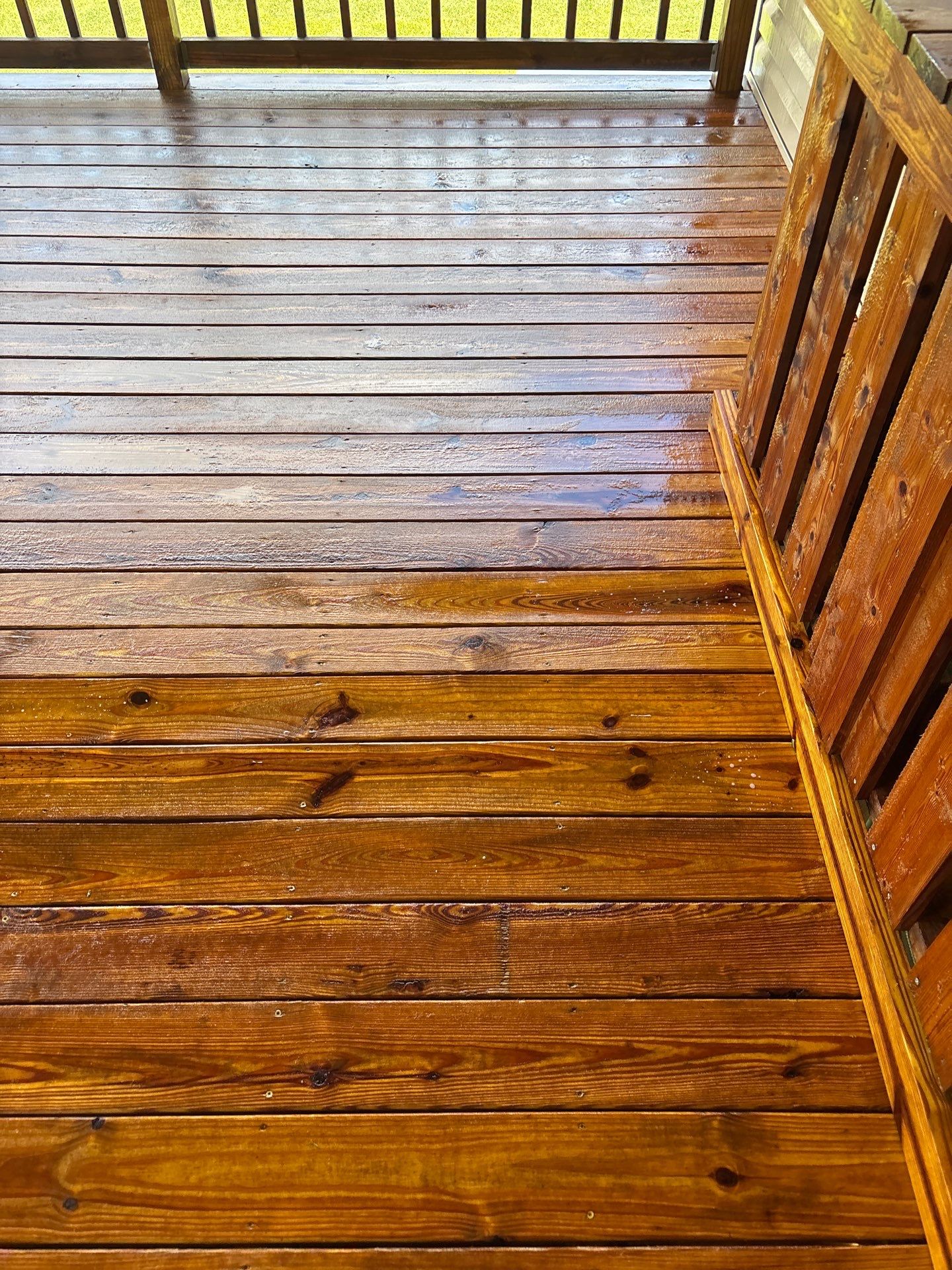 Wood Deck using Wood Sealant by DuraSeal