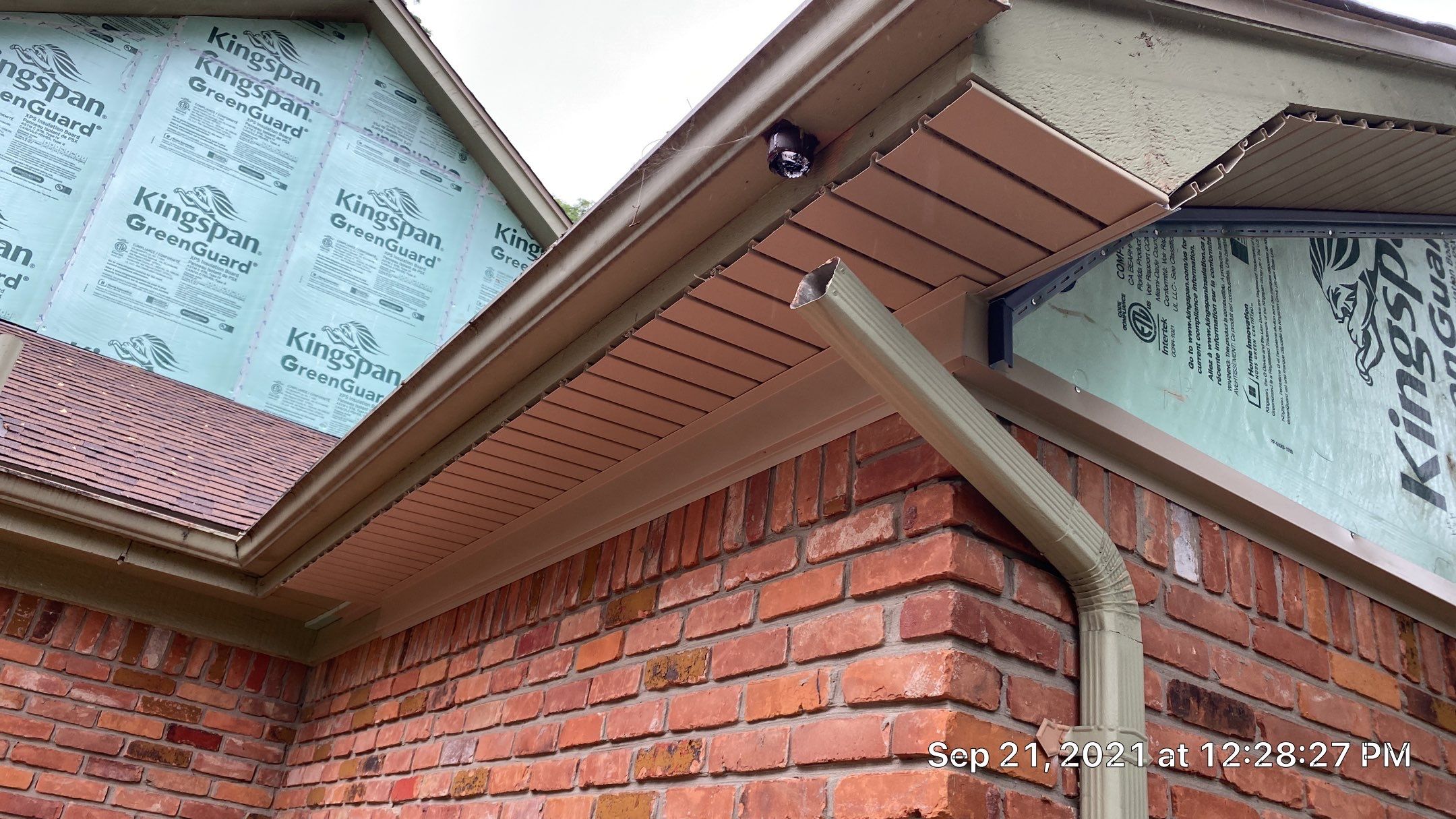 Siding Replacement using CertainTeed Restoration Classic D5 by 180 Contractors