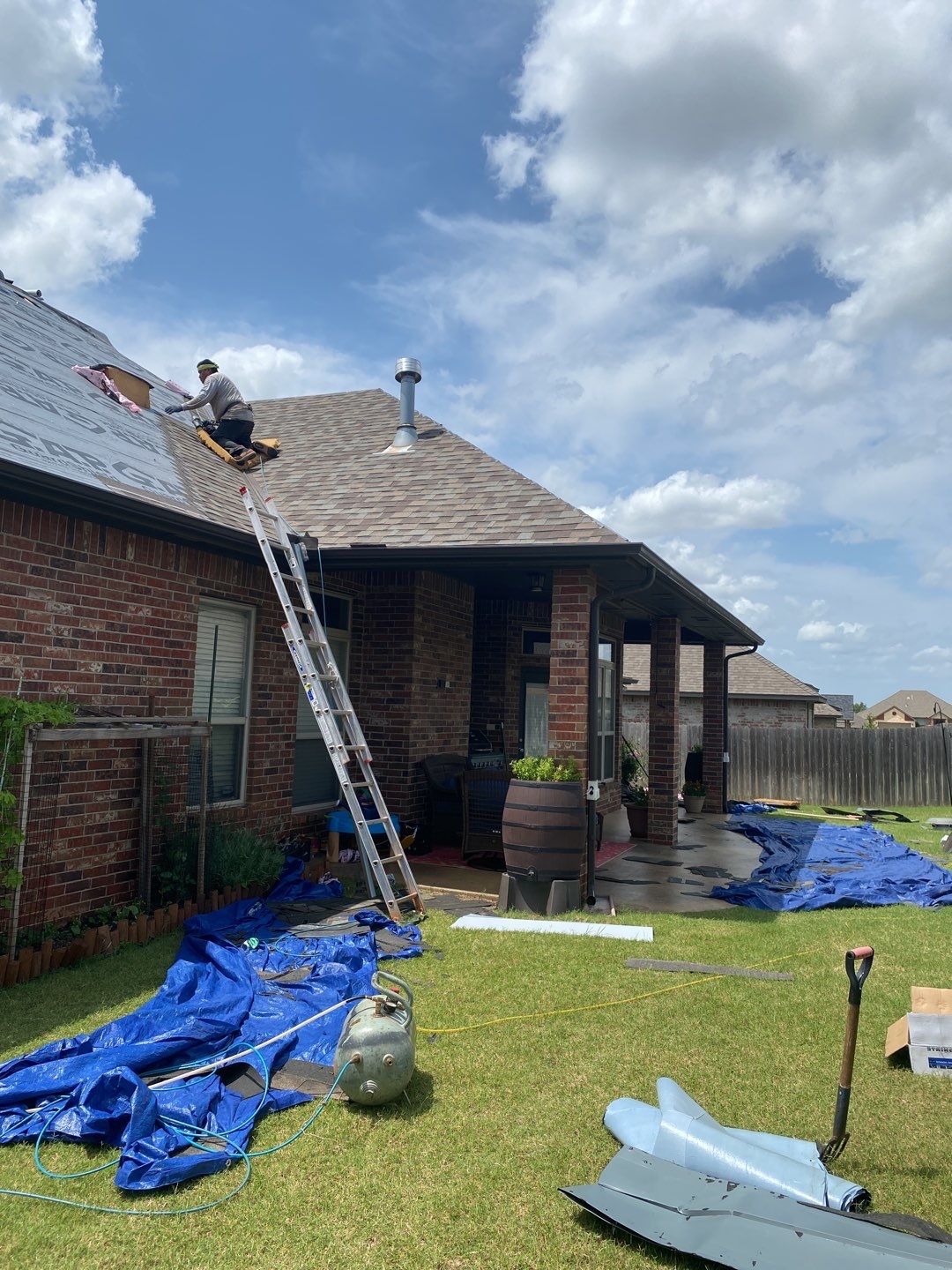 Owens Corning - Driftwood by Frontline Roofing and Construction