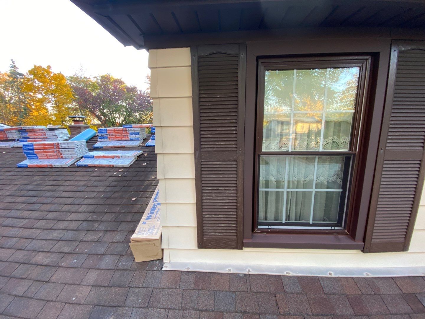 Roof Replacement using CertainTeed Landmark by 180 Contractors
