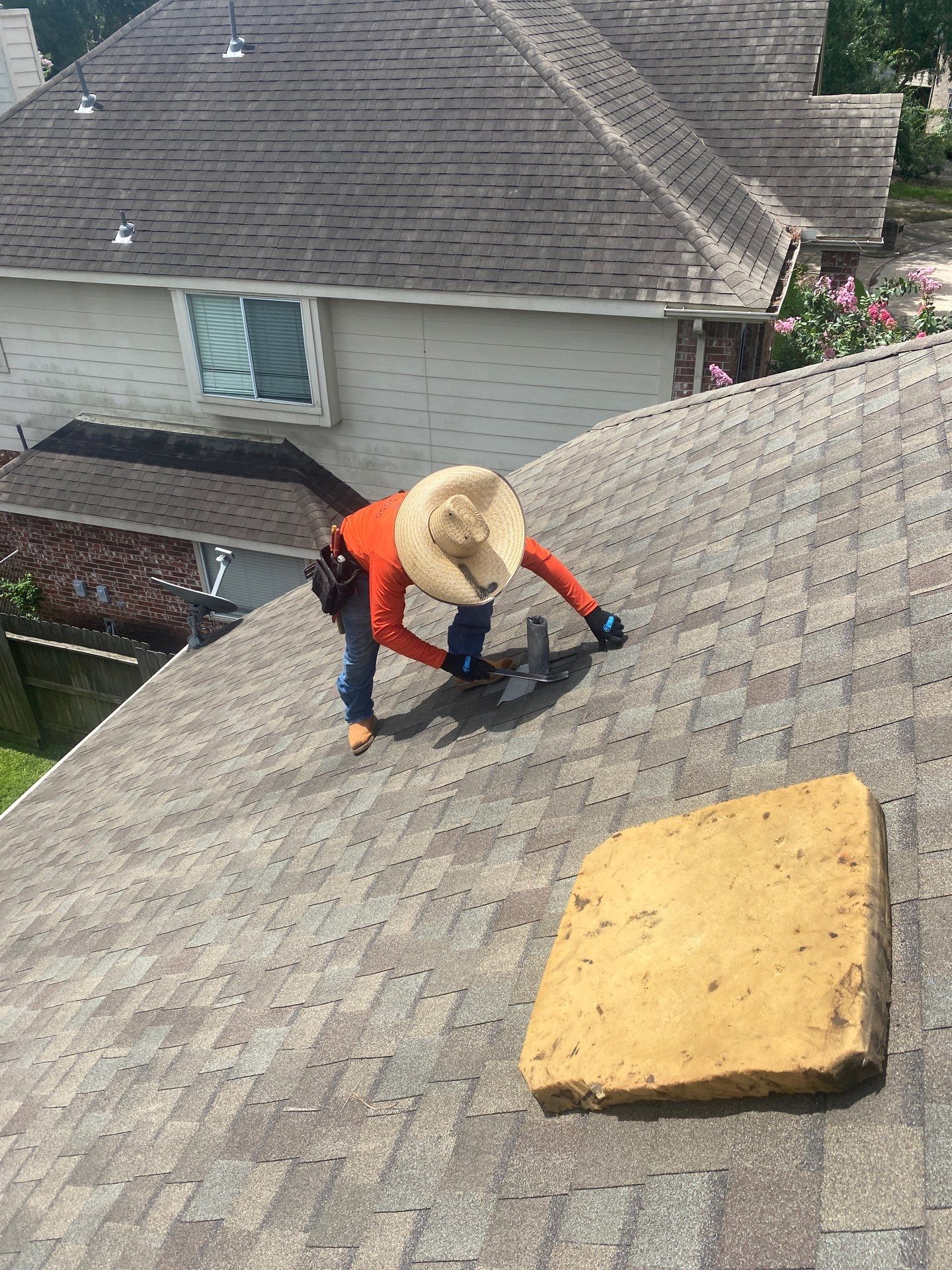 Hail Damage using Owen's Corning Duration (Lifetime) Shingles by Roof Repair Company
