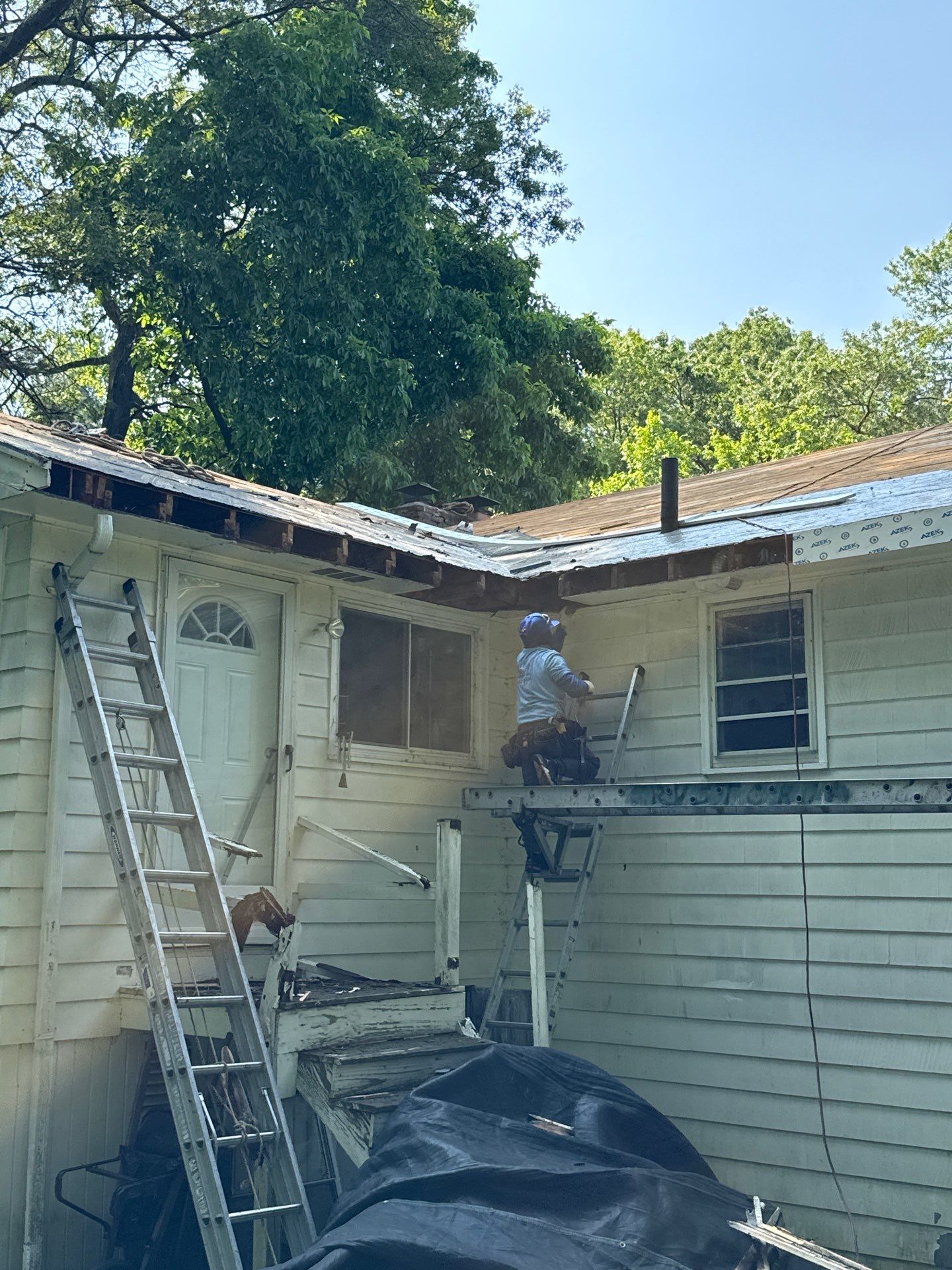 Roof & Exterior Renovation – Chelmsford, MA by Mighty Dog Roofing of Greater Middlesex County