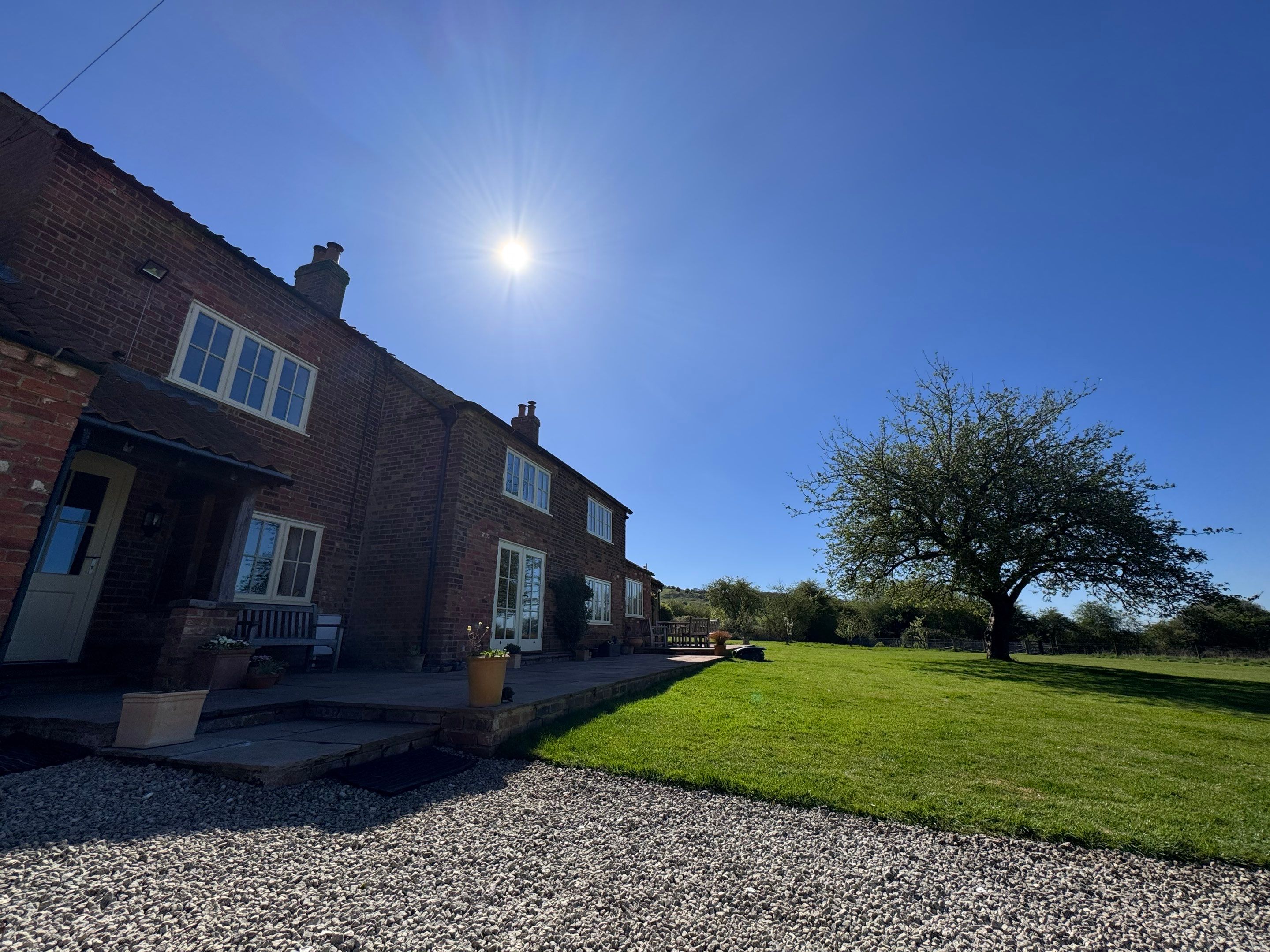 πΏ Project Spotlight | Renewable Heating with Real Style by Elite Services Group Ltd