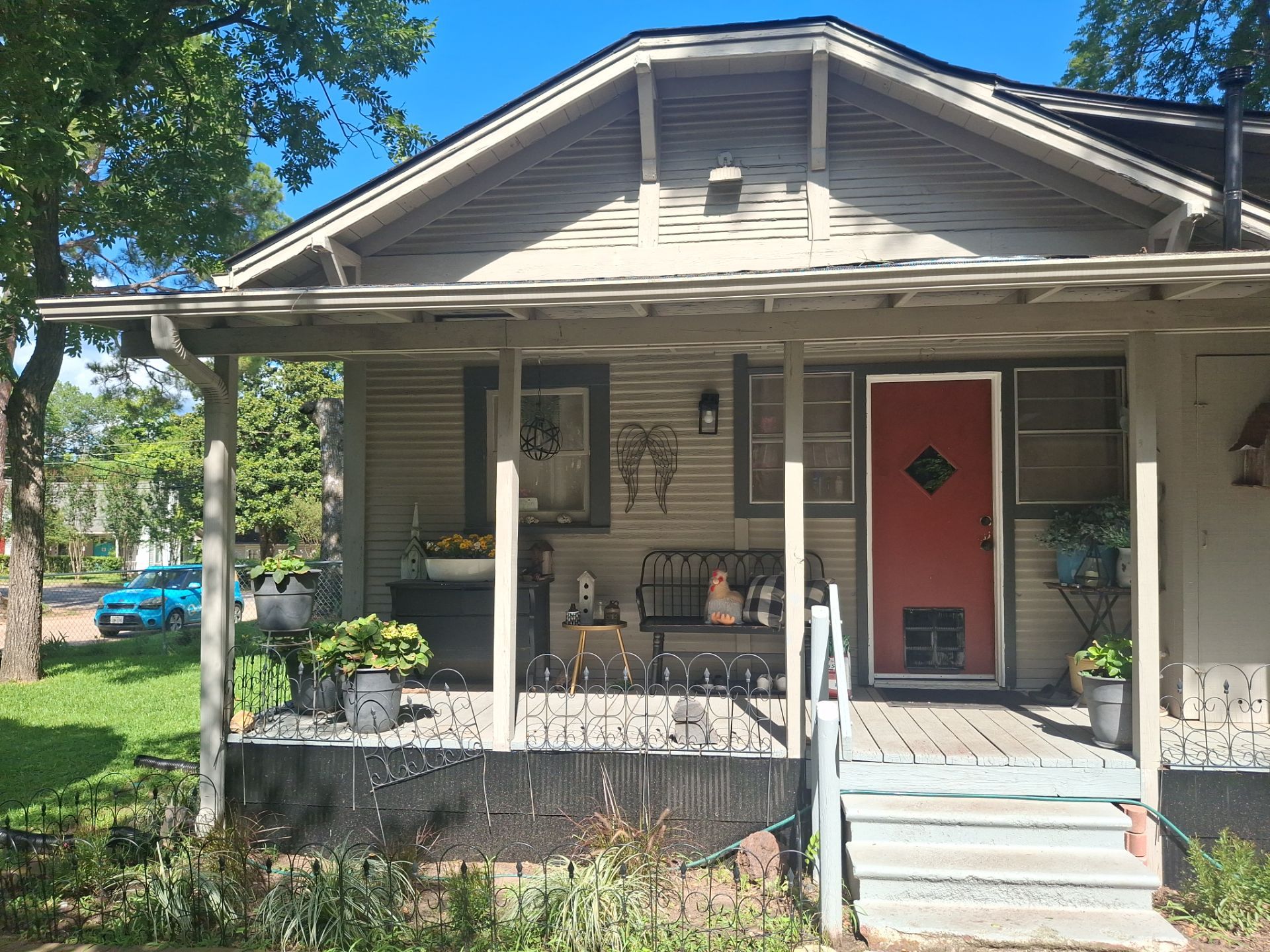 Old Mineola Home Gets New Facelift with Paint by Quality Coats Painting