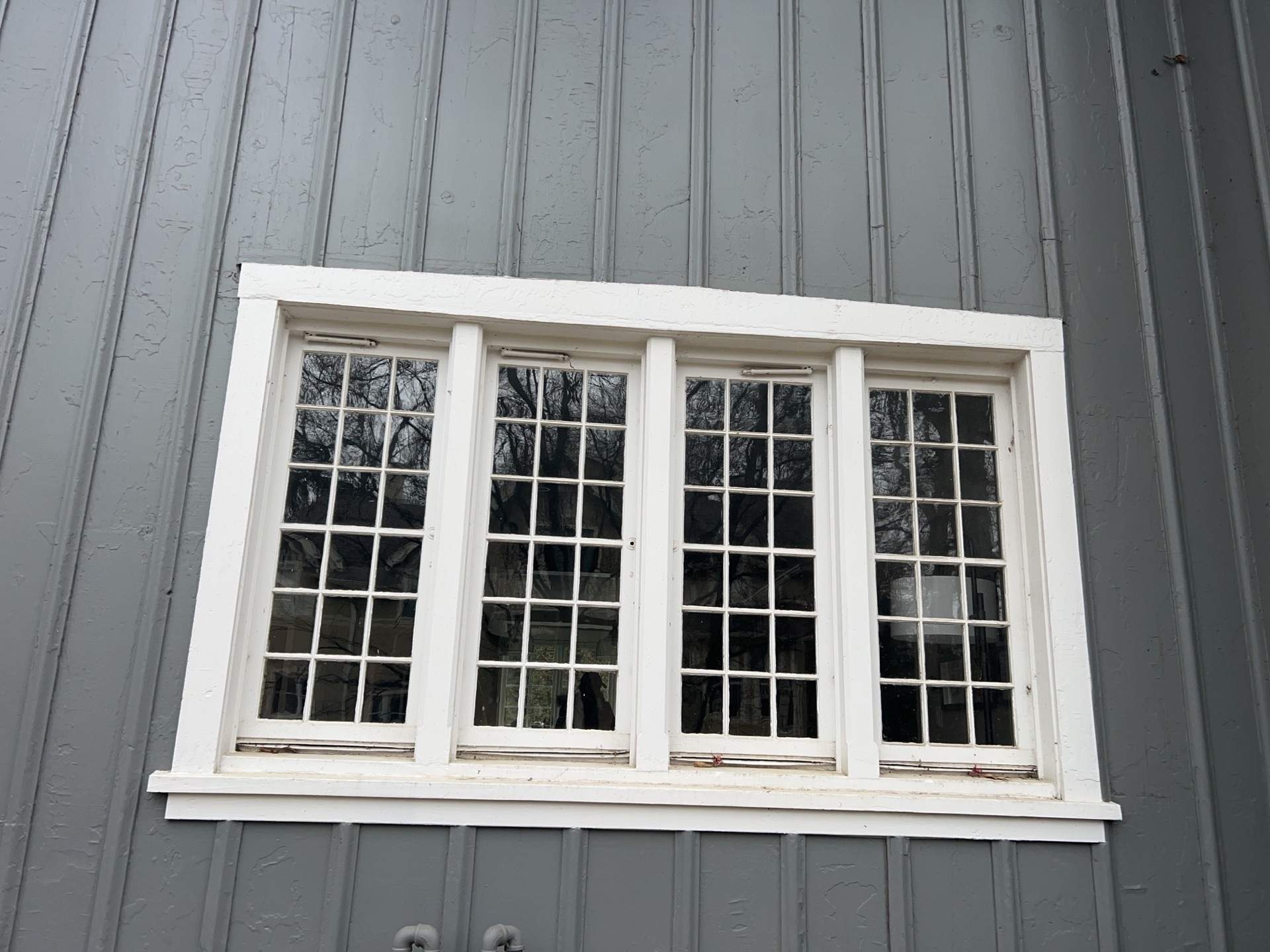 Centenarian Edgeworth Home updated with James Hardie by Ideal Siding Pittsburgh
