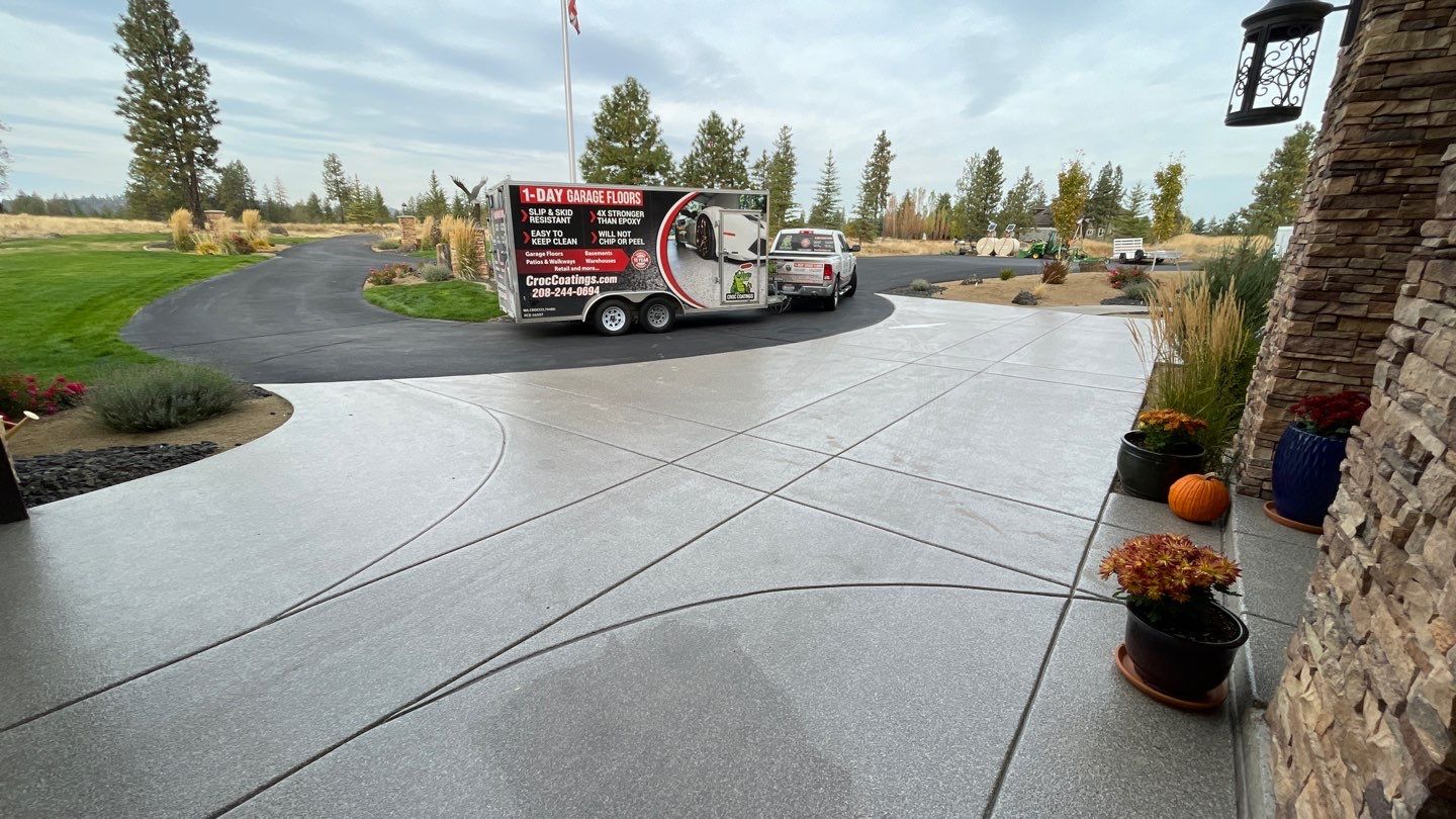Driveway using Trail Mix 1/8" Chip by Croc Coatings, LLC