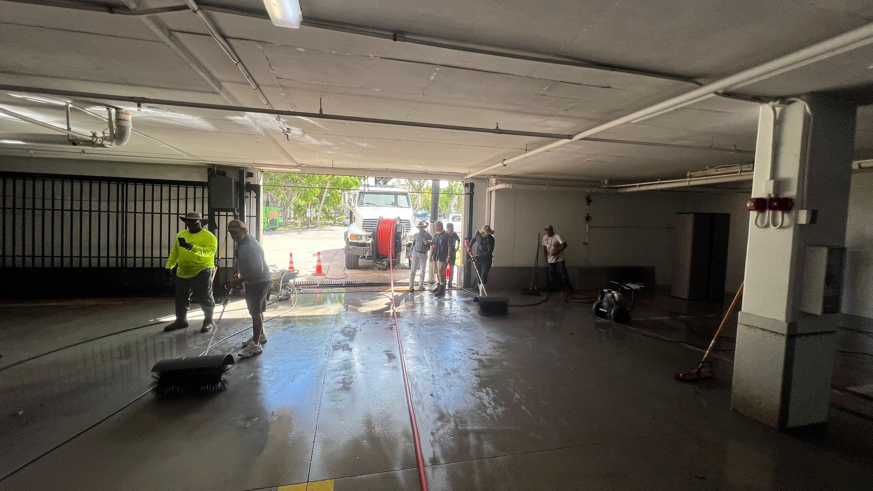 Condo Parking Garage Cleanup and Stormwater System Maintenance by APS Power & Water