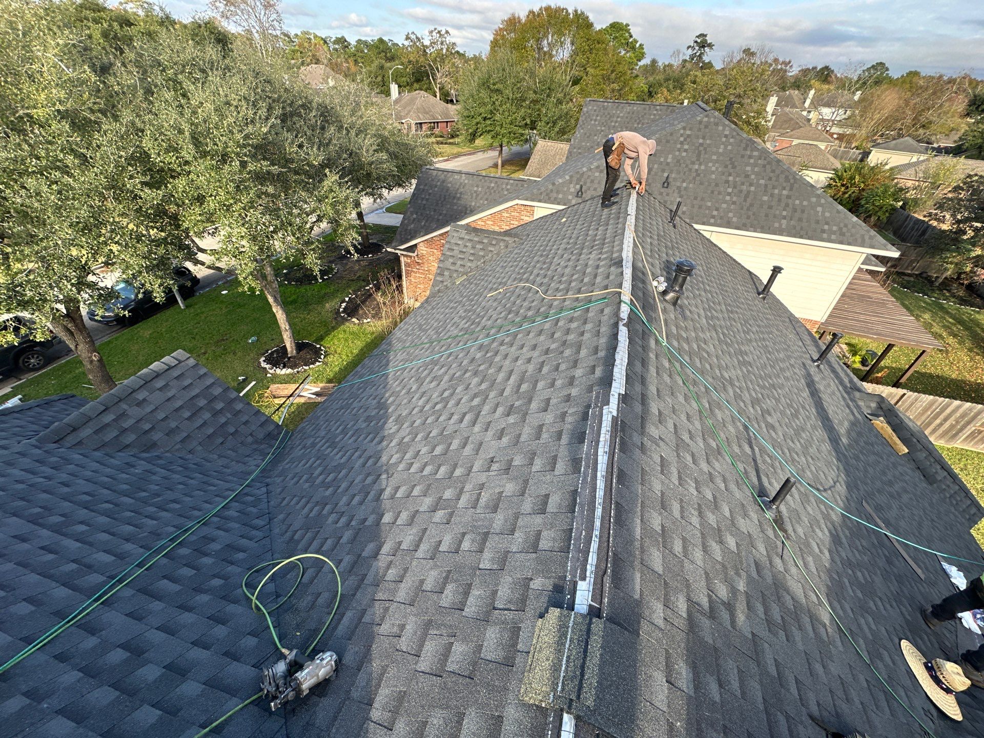 GAF HDZ CHARCOAL W/ PREMIUM RIDGE Z by Motion Roofing