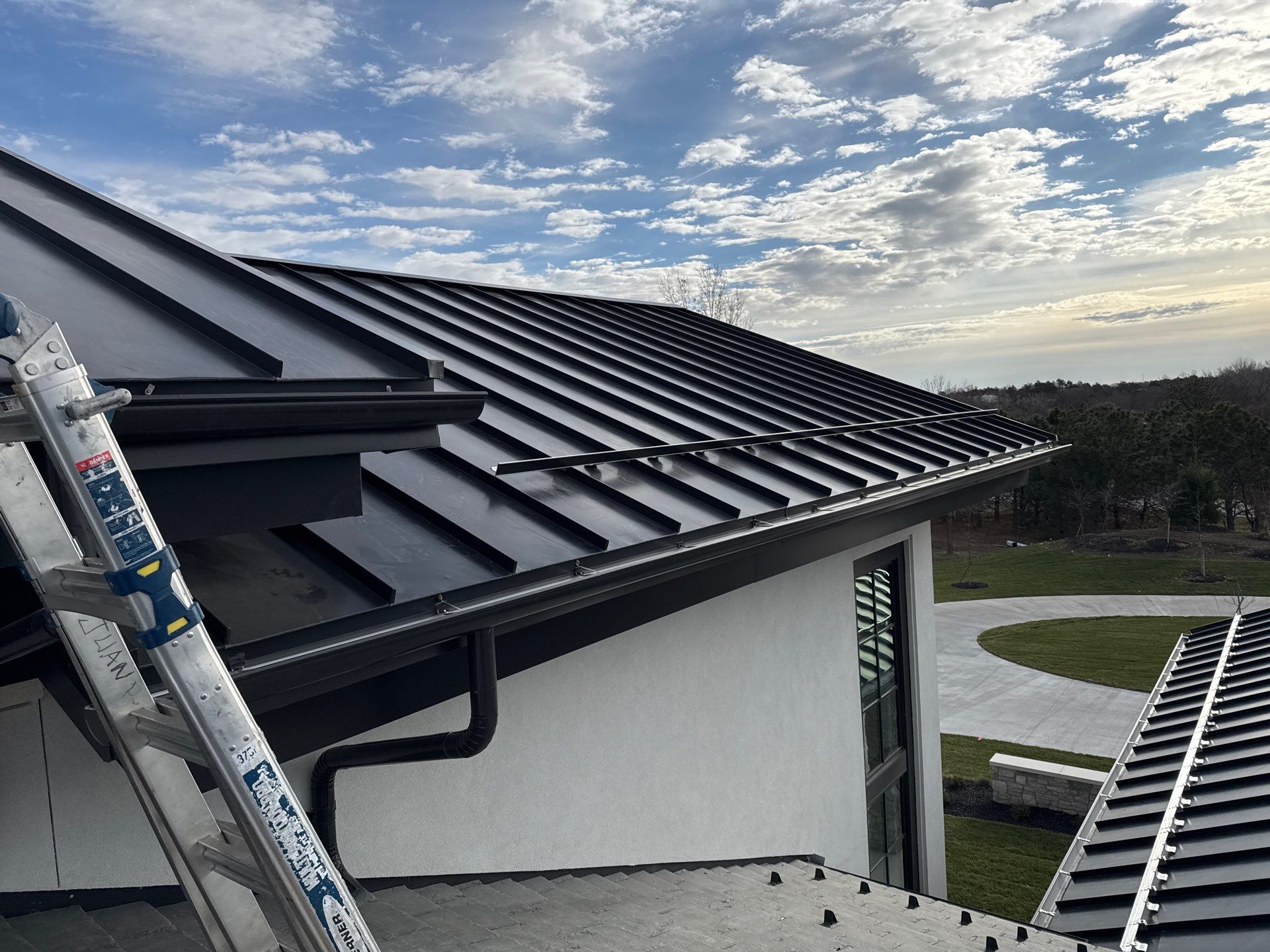 Stunning Custom Home with Davinci Province Shingles by White Castle Roofing