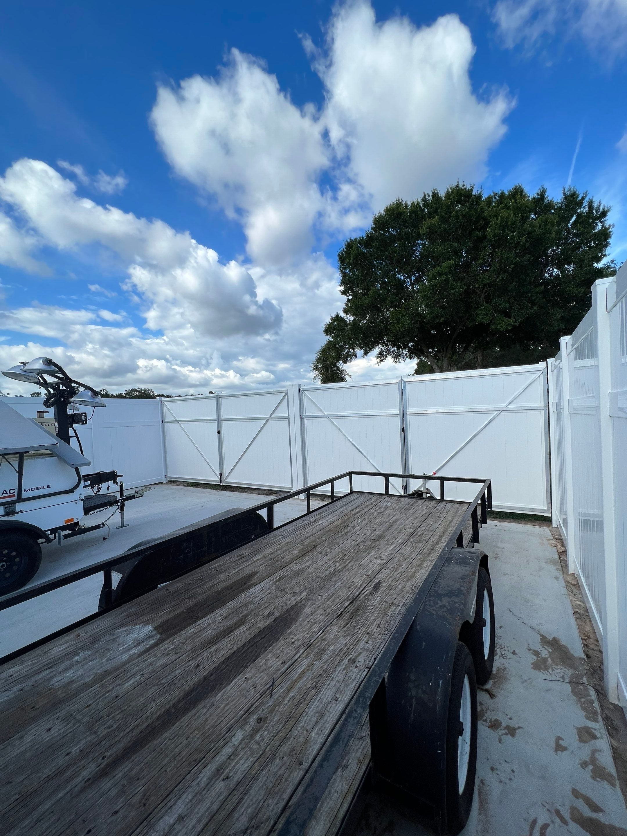 Palmetto, FL 6+2 White Vinyl Privacy Fence by Asap fence and gates, LLC