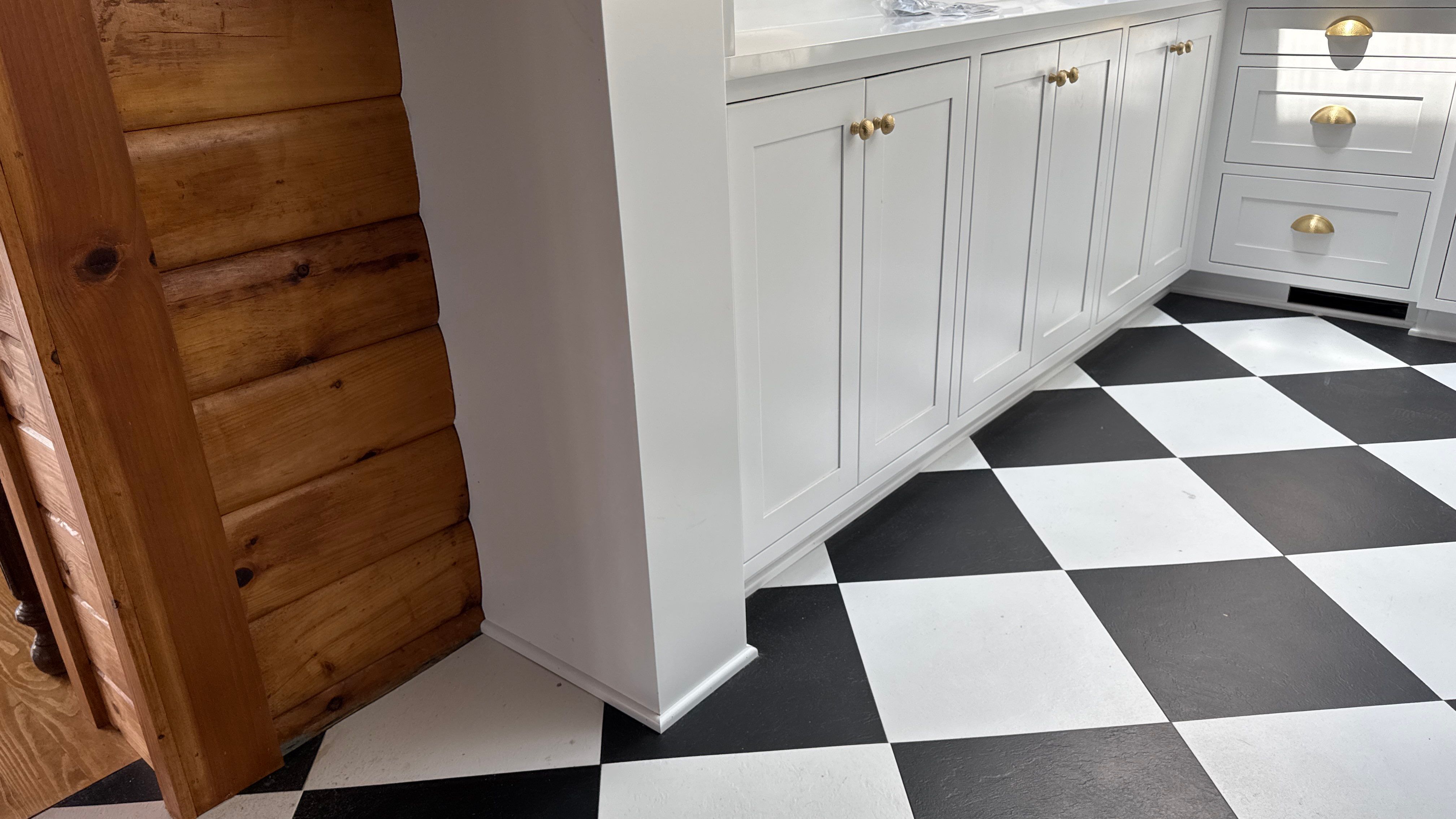 Hausfeld Flooring by Integrity Tile and Home LLC