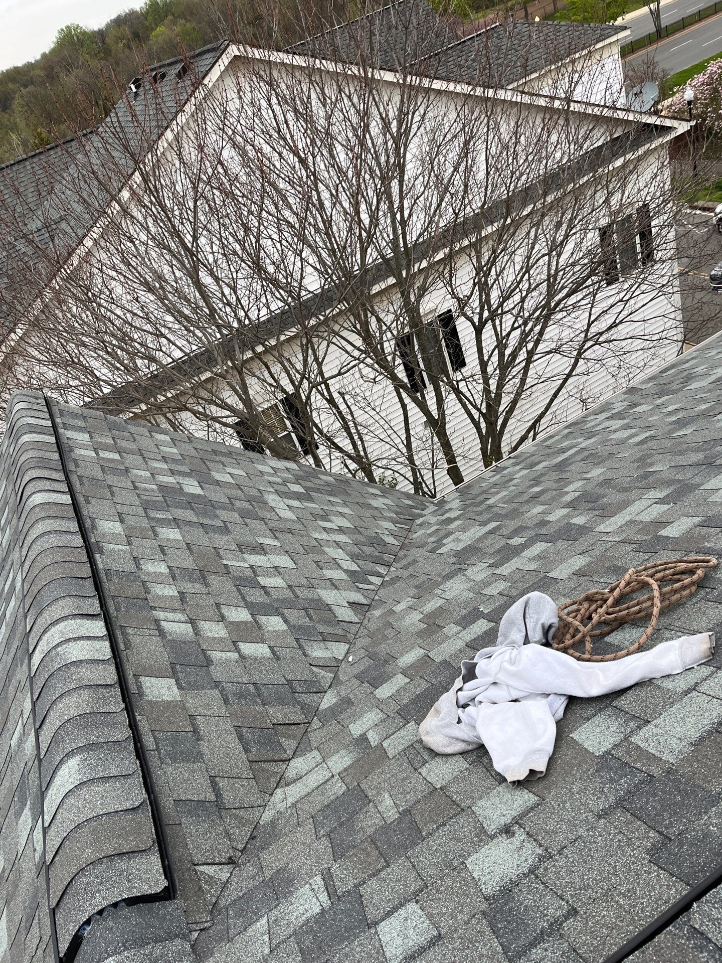 Alexandria: CertainTeed Landmark Pro Designer Shingles in Max Def Georgetown Gray by RM Banning, Inc.