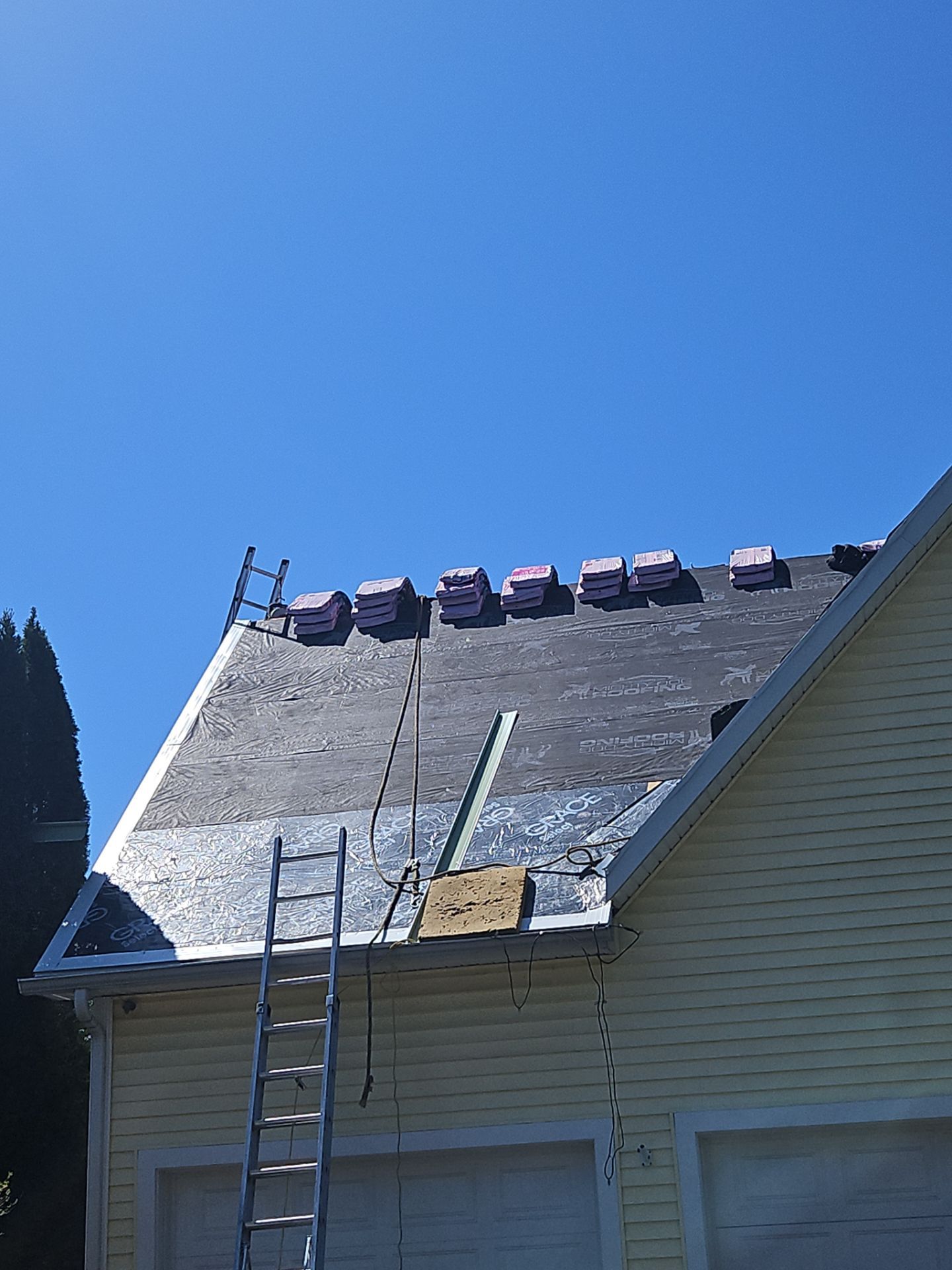 Roof Replacement in Littleton, MA by Mighty Dog Roofing of Greater Middlesex County