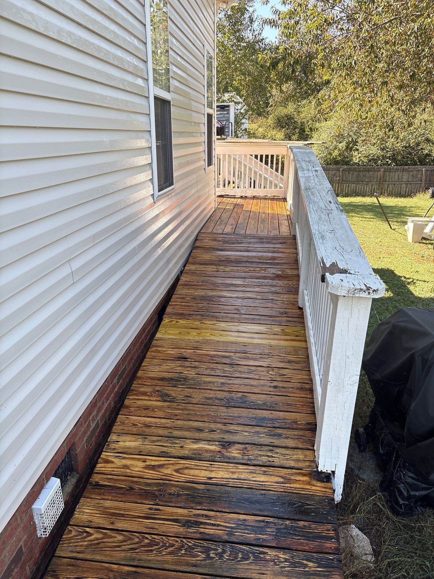 Deck using Wood Sealant by DuraSeal