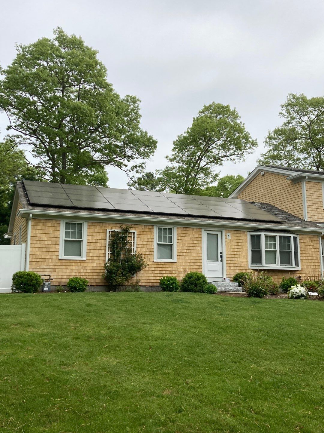 Gutter Installation using 6" K-Style Aluminum Gutter by Gutter Pro Enterprises