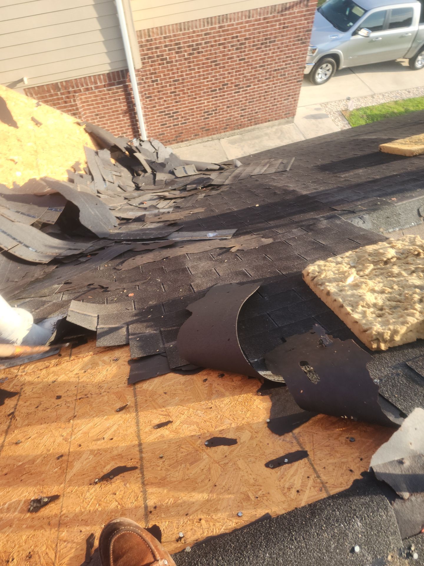 Residential Roofing Installation using Owen's Corning Duration (Lifetime) Shingles by Roof Repair Company