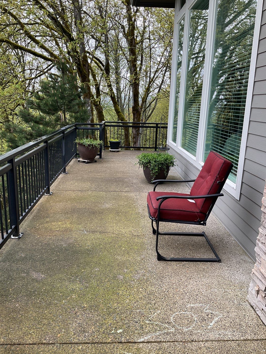 Concrete wash using Moderate Pressure by Willamette Outdoor Wash LLC