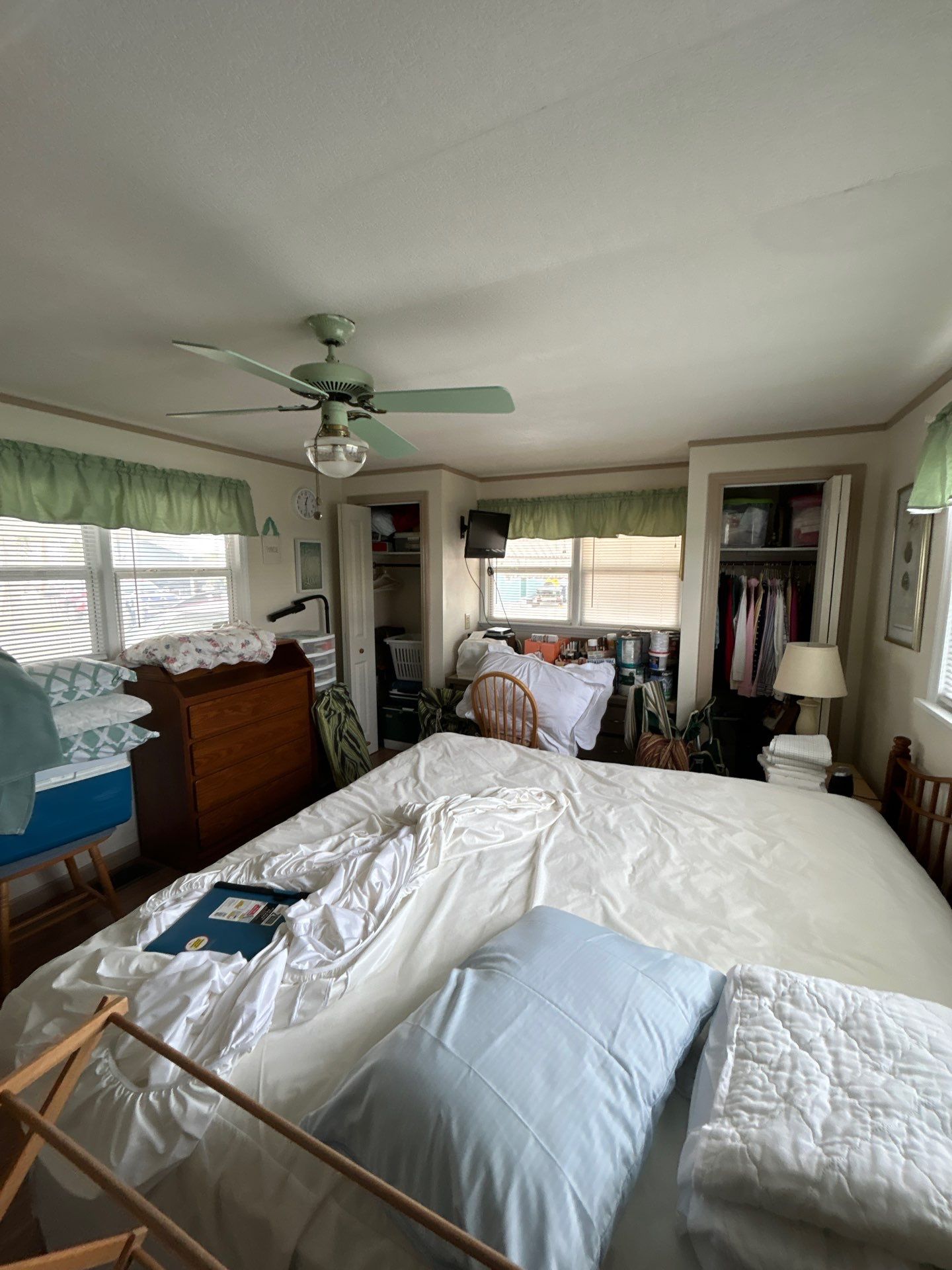 Mold Damage Inspection And Repair In Palmetto FL  by Ampm Restoration Services 