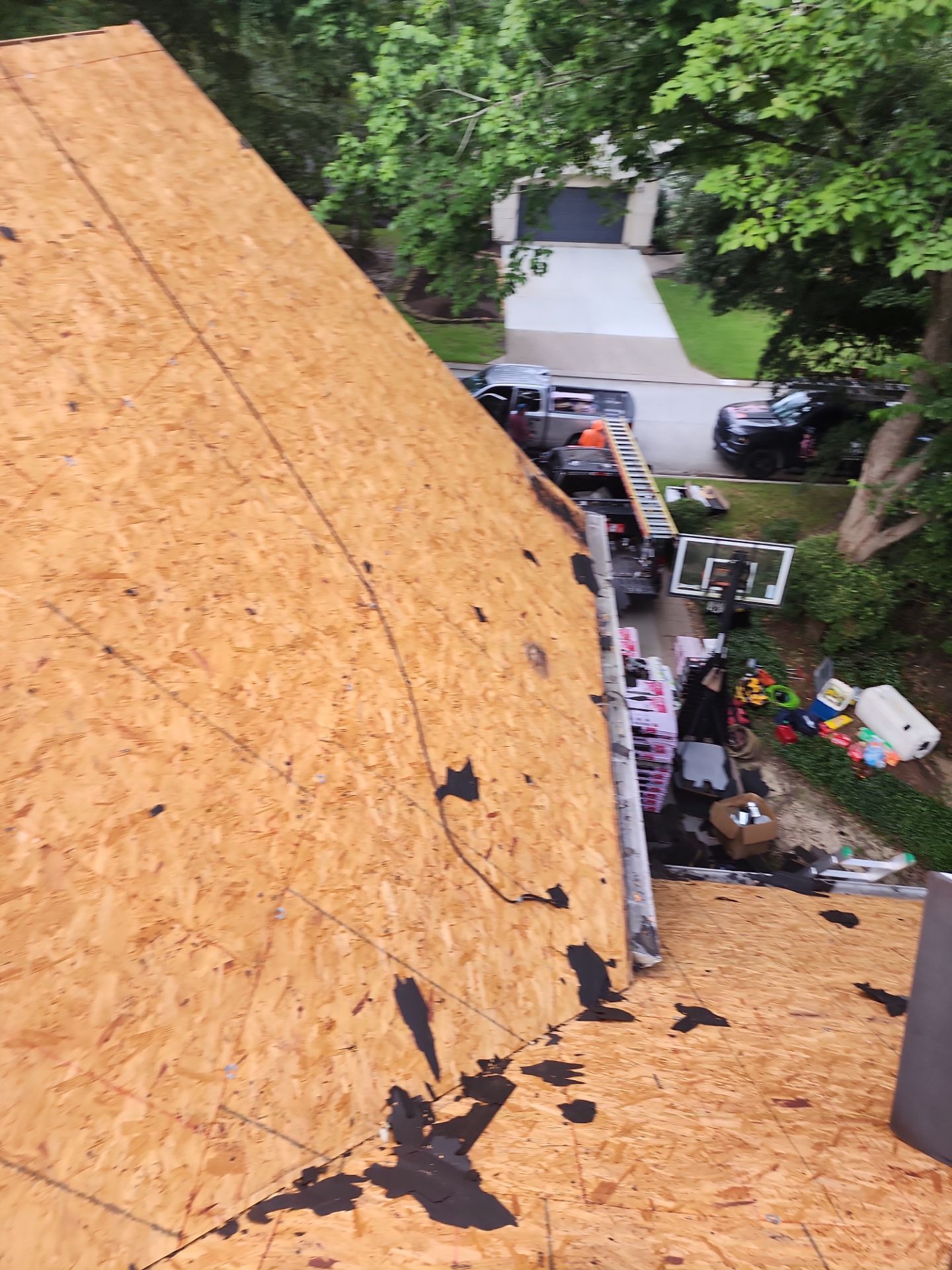 Residential Roofing Installation using Owen's Corning Duration (Lifetime) Shingles by Roof Repair Company