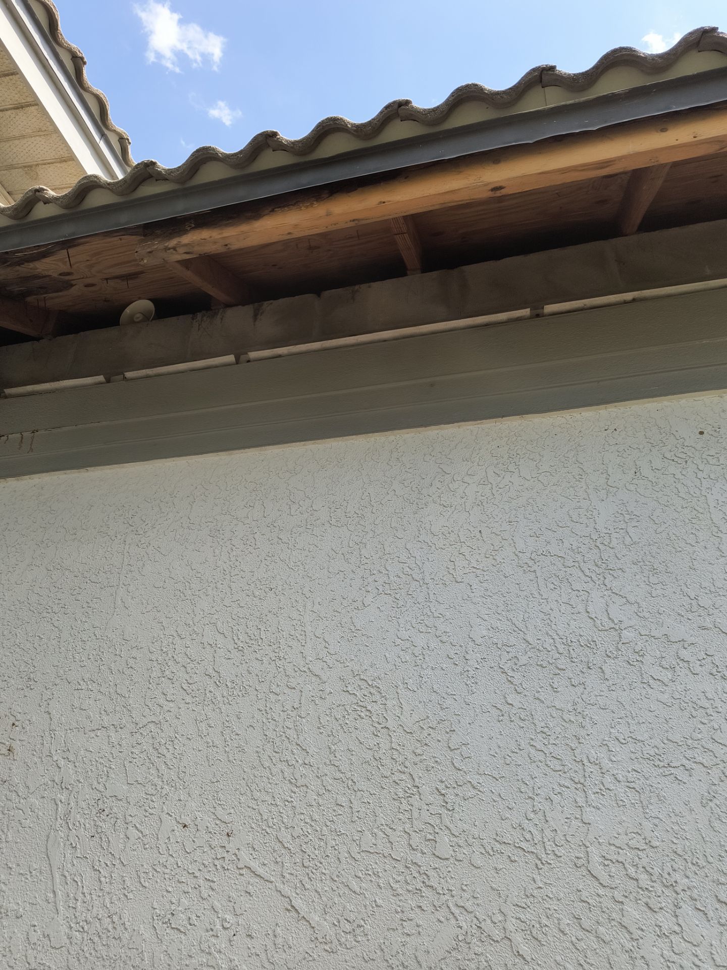 Complete Roofline Upgrade with Soffit, Fascia & Gutters Tampa FL by Gutter Professors