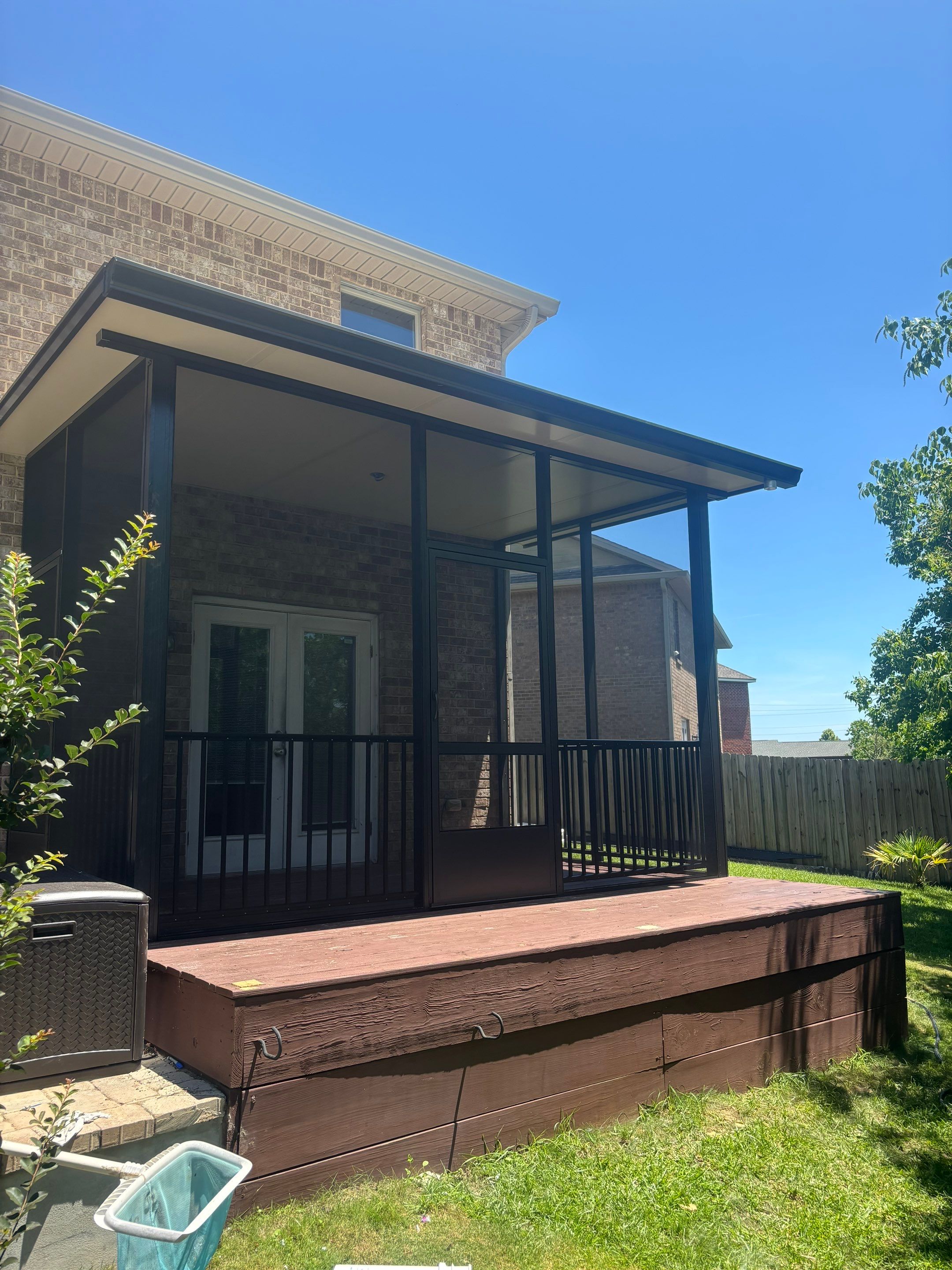 Screen Room in Panama City by Titan Sunrooms