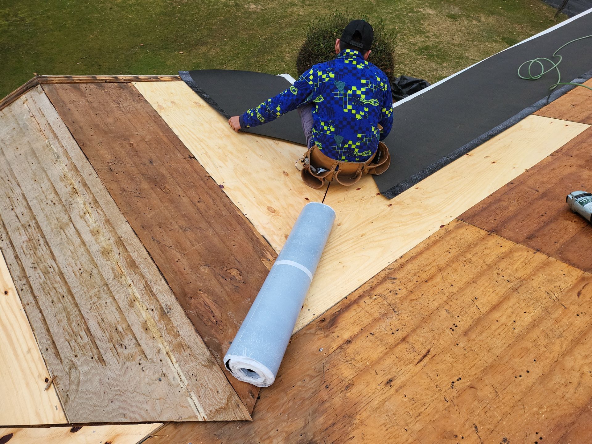 Residential Roofing Installation using Owens Corning TruDefinition Duration Designer - Black Sable by A Plus Exterior