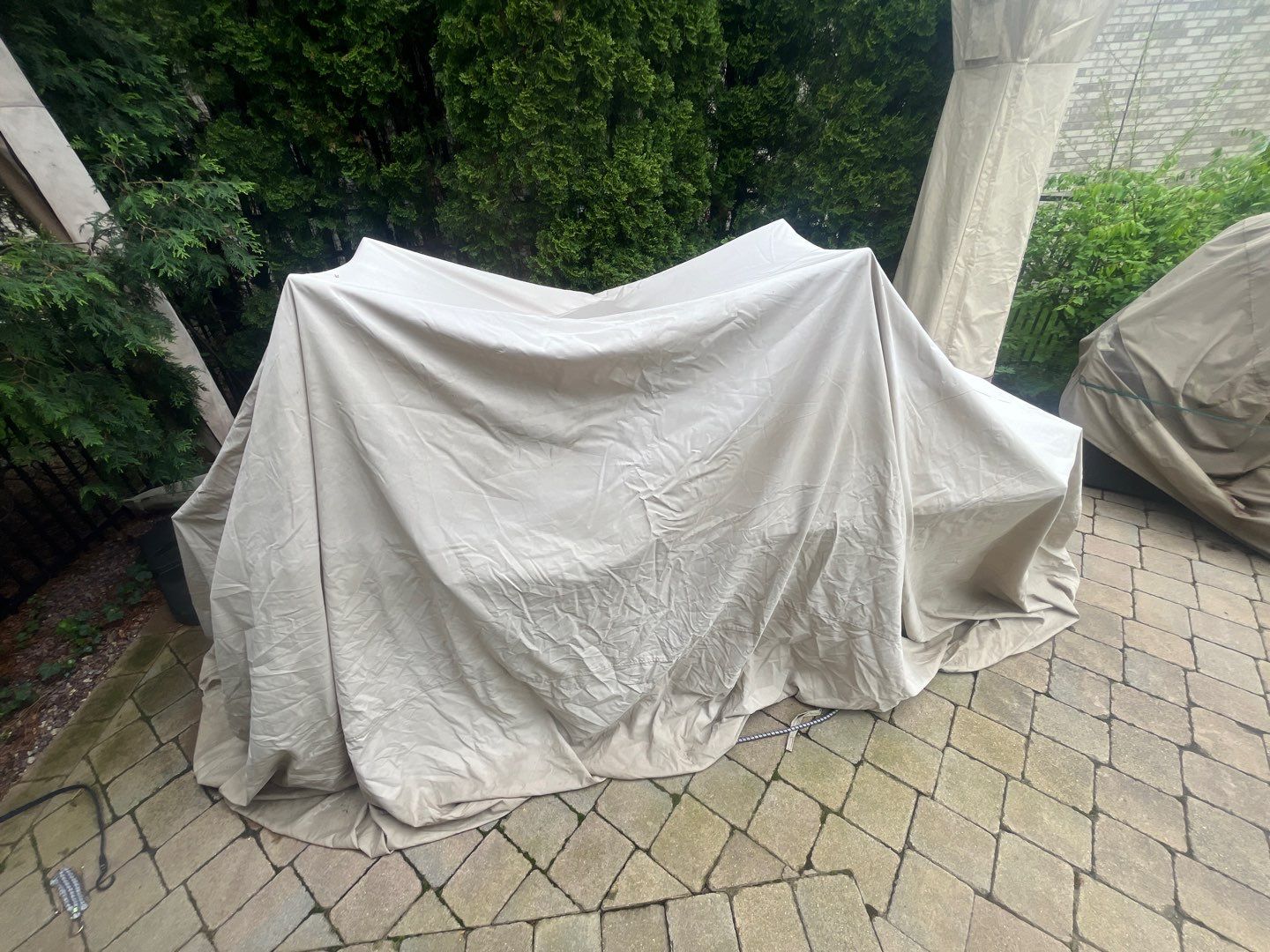 dryvit using Algaecide, soft wash soap by Northern Power Washing LLC.