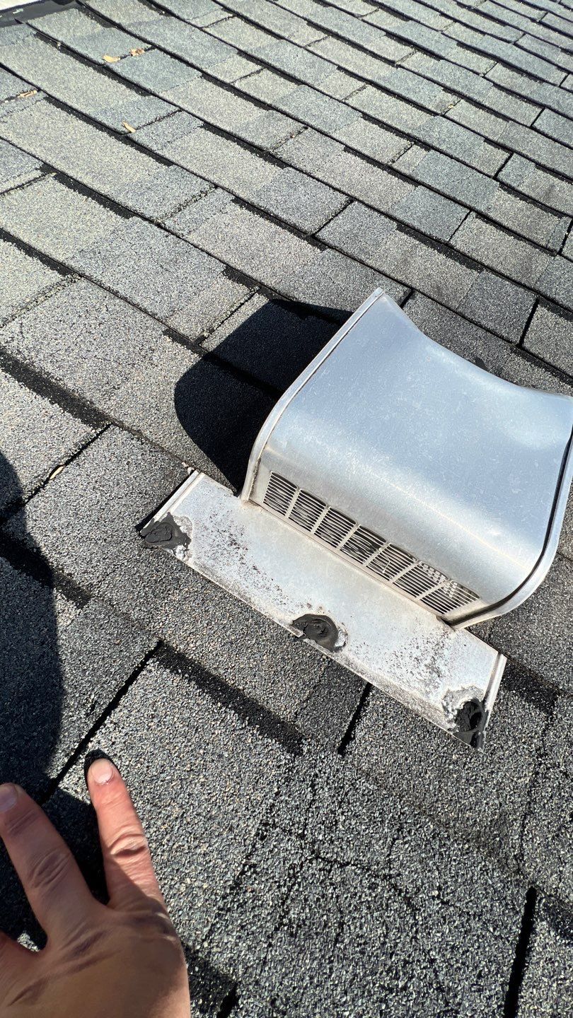 Fairfax: Residential Roof Replacement with CertainTeed Landmark in Charcoal Black by RM Banning, Inc.