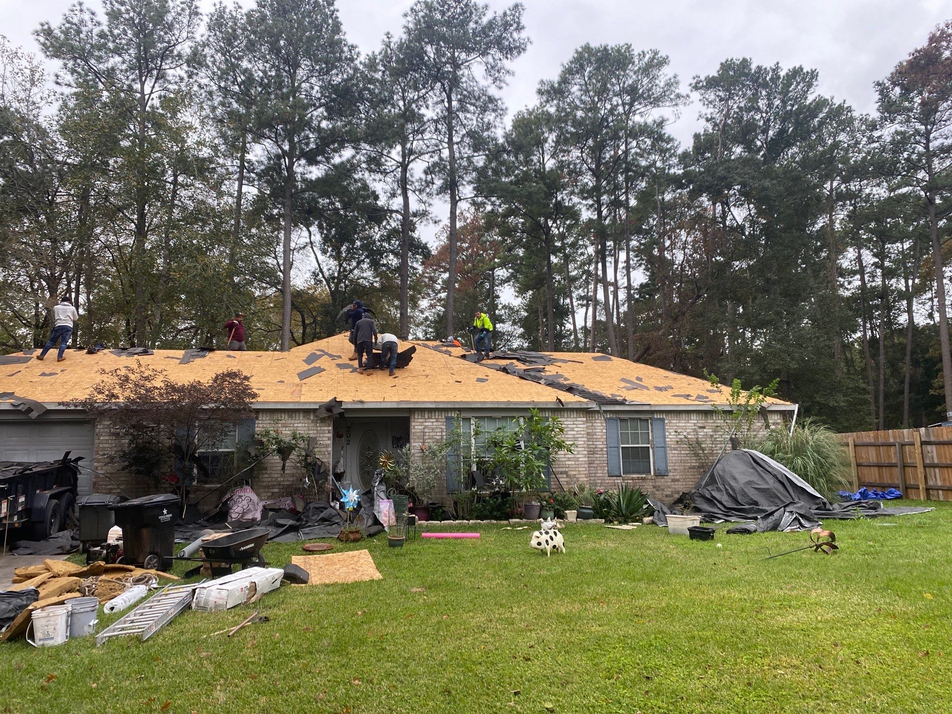Residential Roofing Installation using Owen's Corning Duration (Lifetime) Shingles by Roof Repair Company