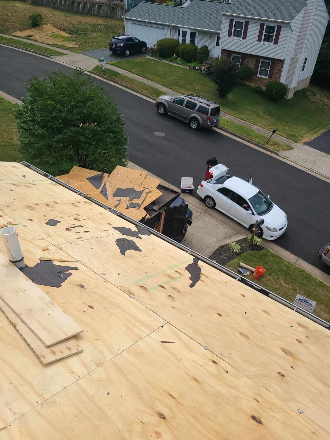 Falls Church: CertainTeed Landmark Pro Designer Shingles in Max Def Pewterwood by RM Banning, Inc.