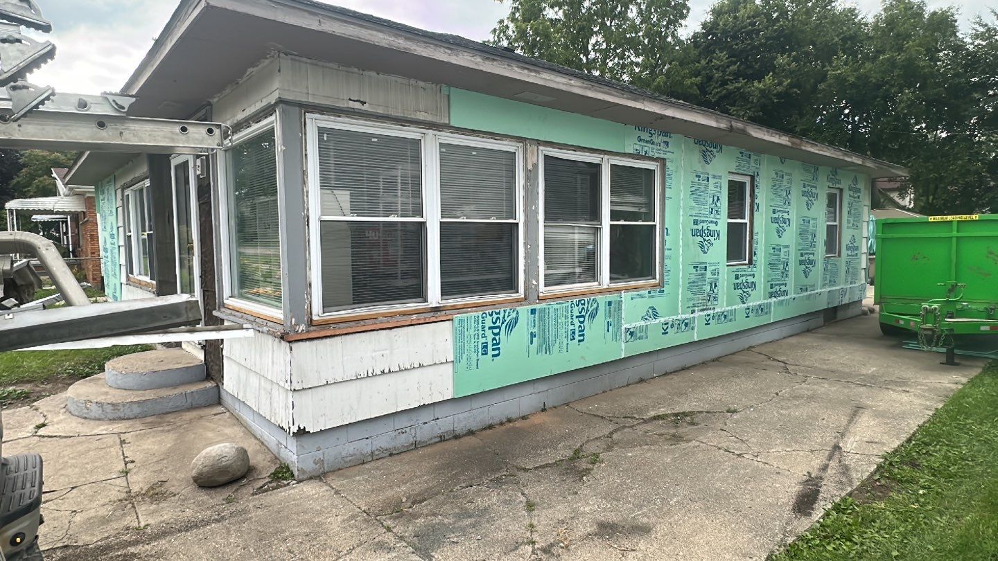 Siding Replacement using CertainTeed Restoration Classis D4 by 180 Contractors