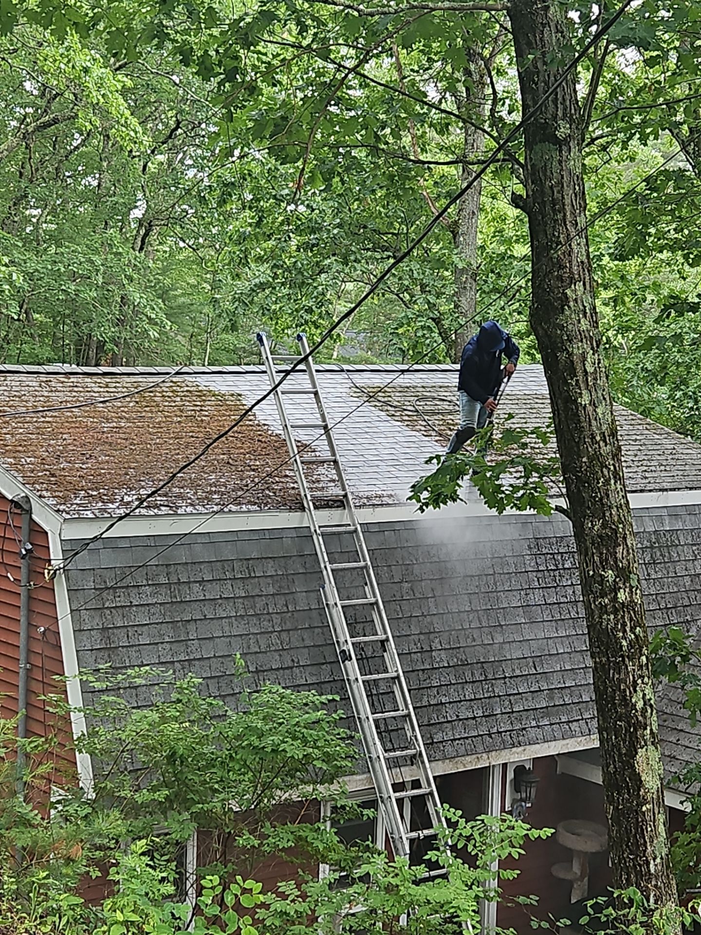 Leak Repair & Roof Wash – Groton, MA by Mighty Dog Roofing of Greater Middlesex County
