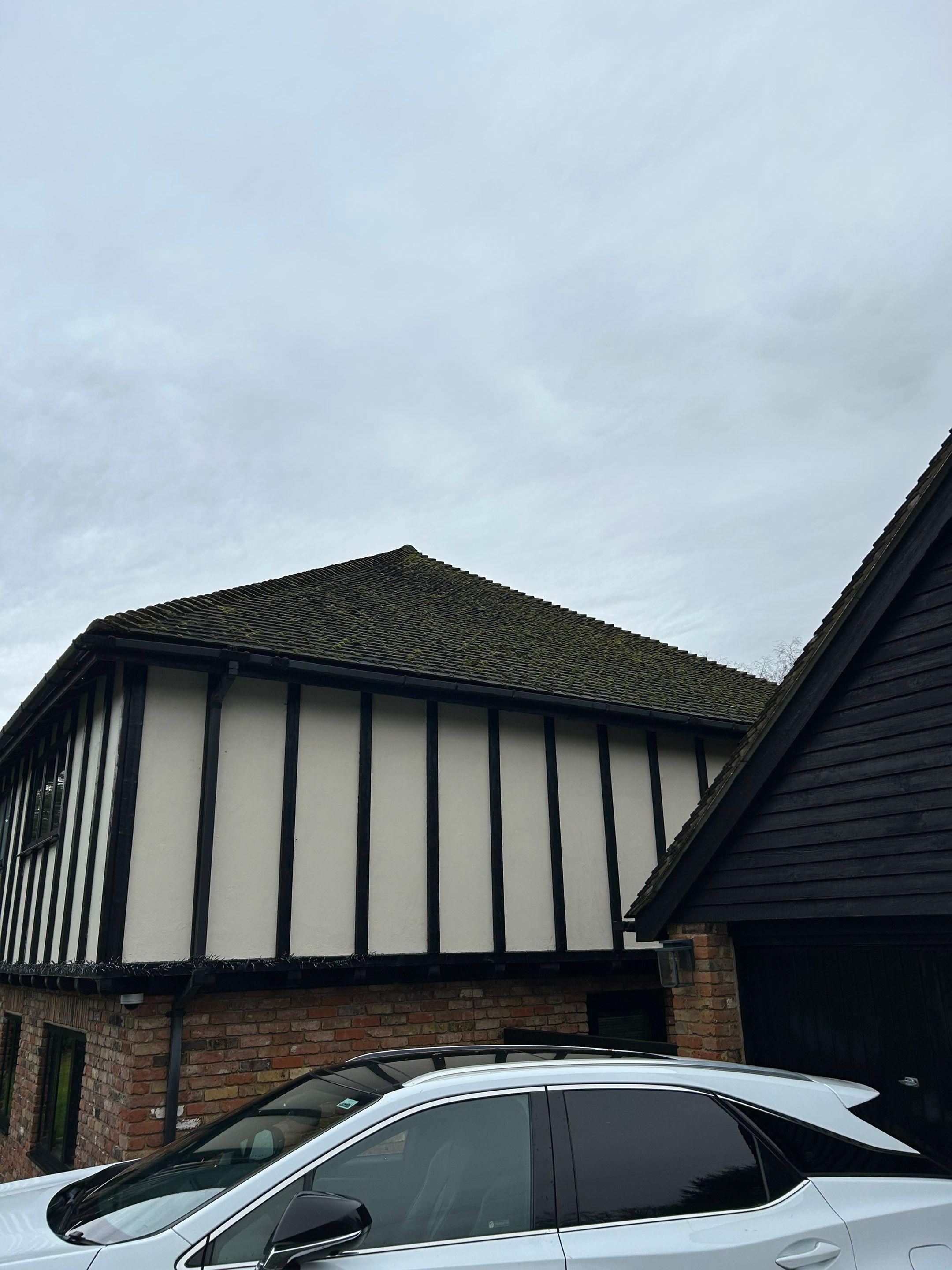 Roof Cleaning Kingswood by Ges Exterior Cleaning ltd