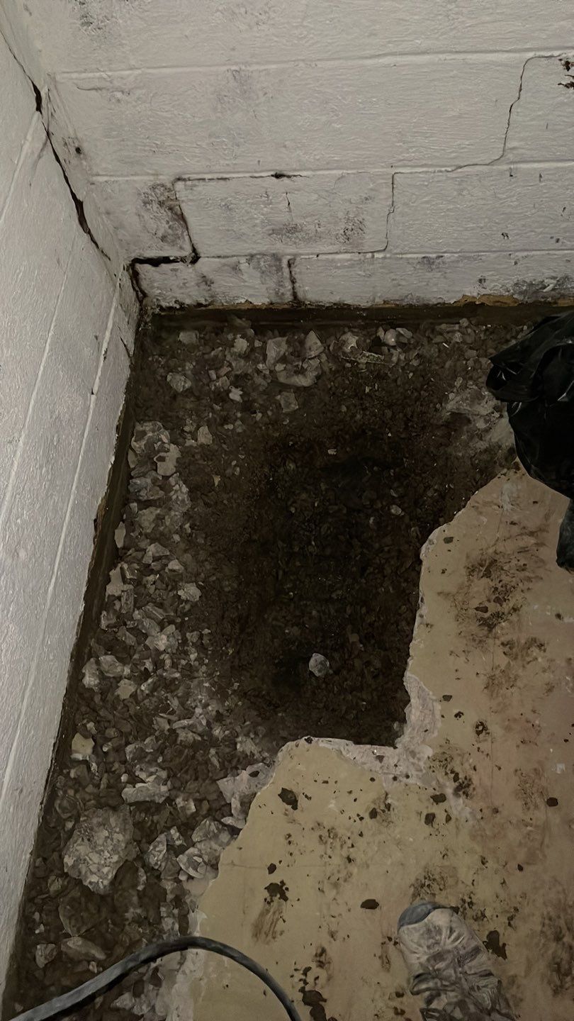 Embedded Fiber Reinforcement and Basement Waterproofing using GrateDrain Waterproofing System by Toledo Basement Repair