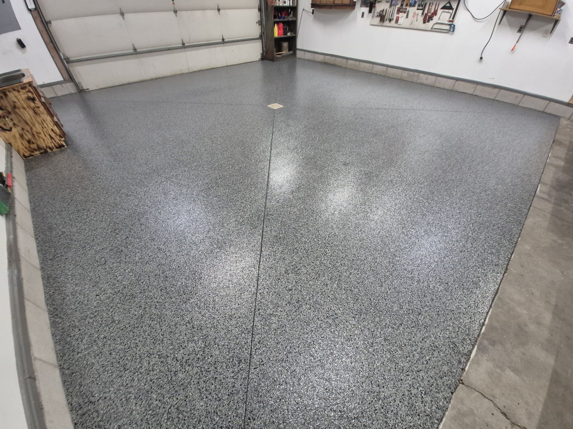 Bay City Garage by Wise Coatings of Central Michigan