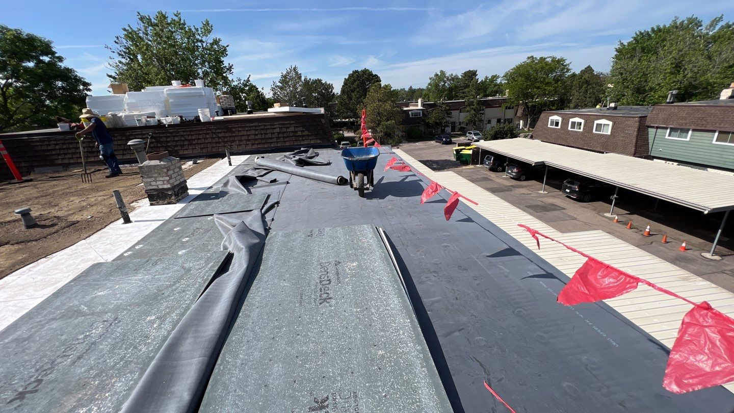 Commercial Roofing Installation using MuleHide EPDM .60 - BLACK by A to Z Roofing