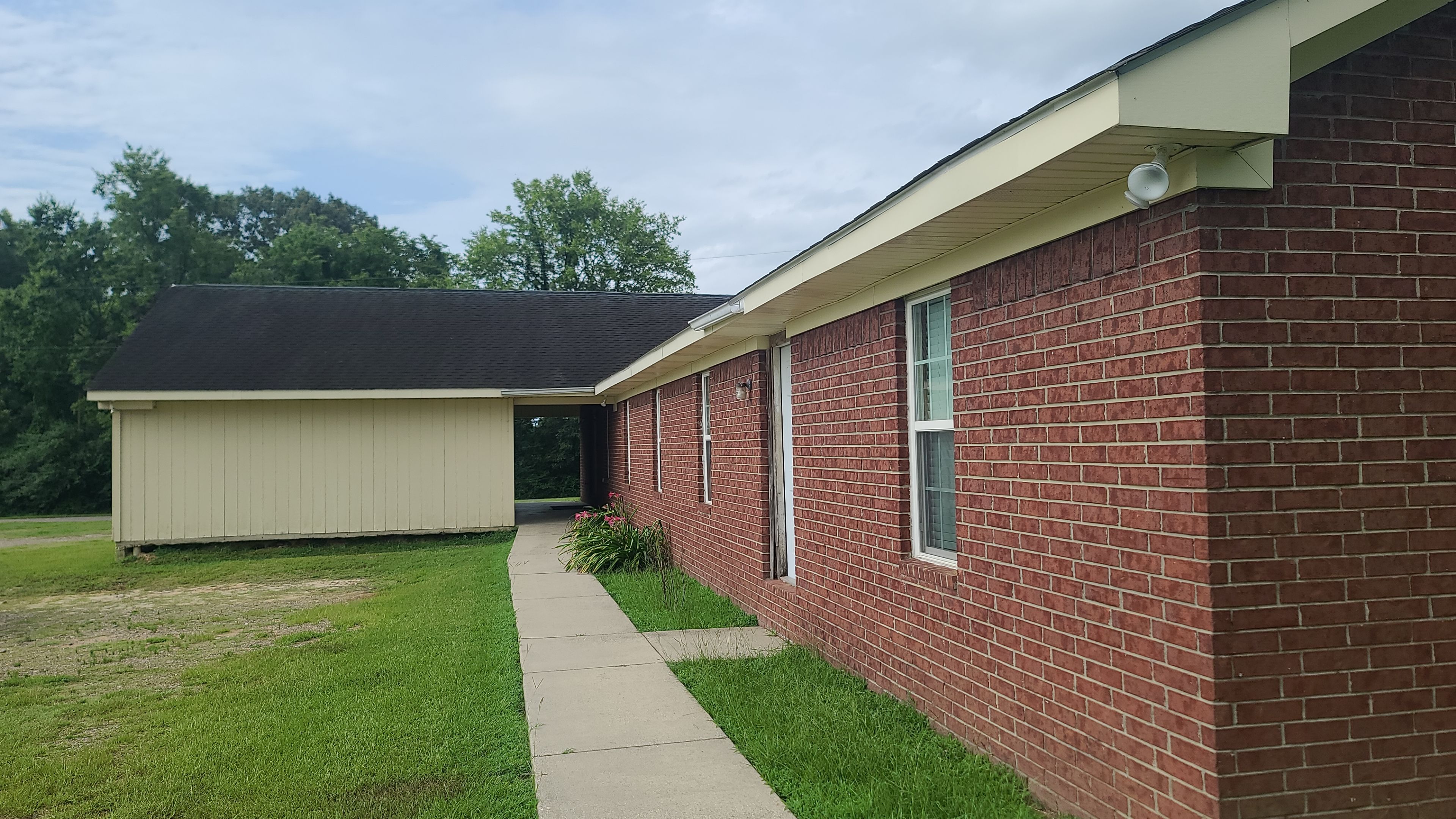 Residential Shingle Reroof using Malarkey Vista by Hostetler Roofing